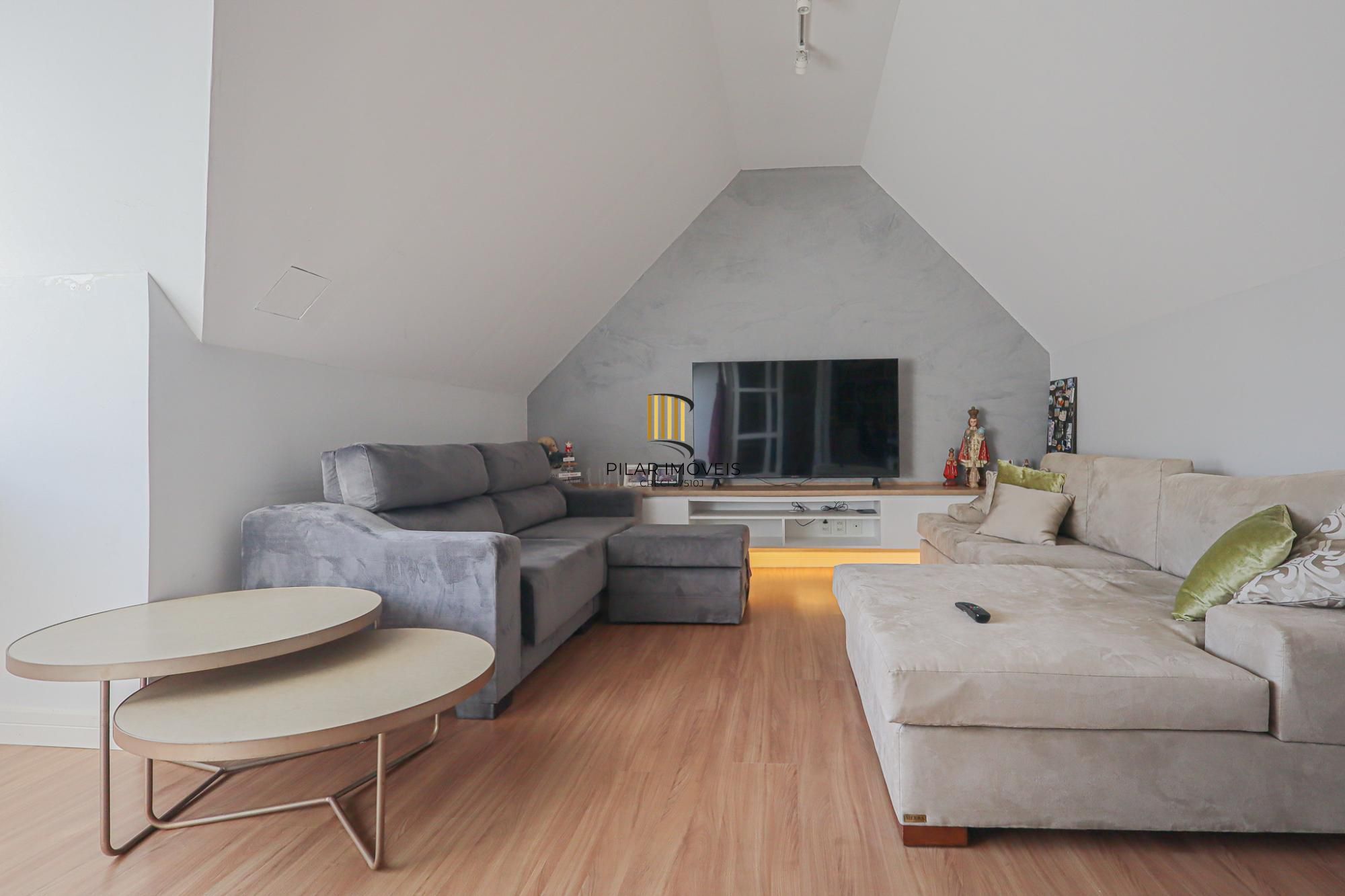 Casa em condomínio a venda no condomínio Villa Serena bairro Teresópolis