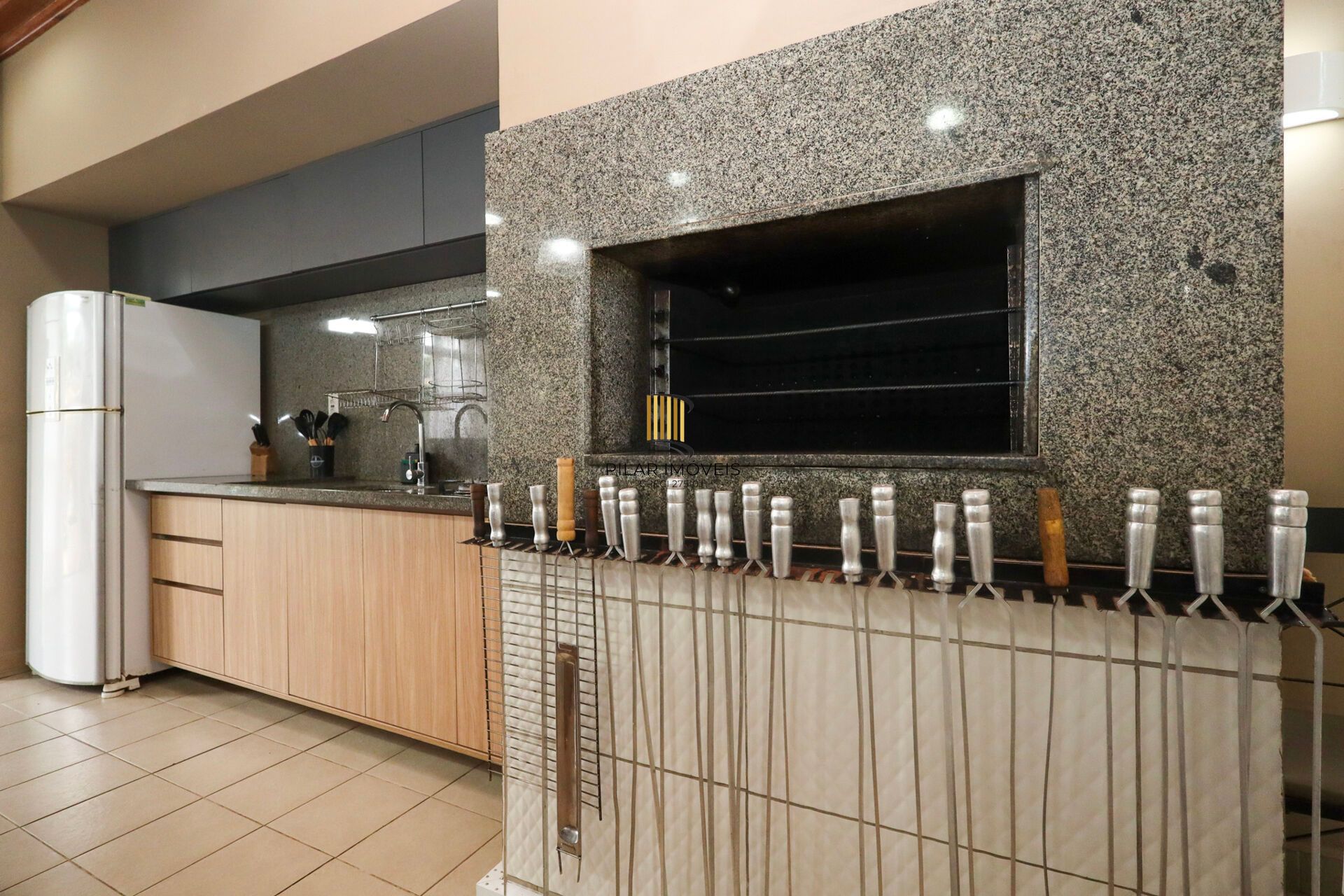 Apartamento à venda no bairro Humaitá em Porto Alegre/RS