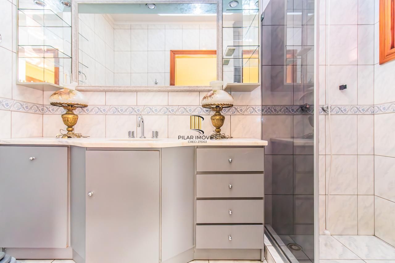 Casa a venda no bairro Menino Deus