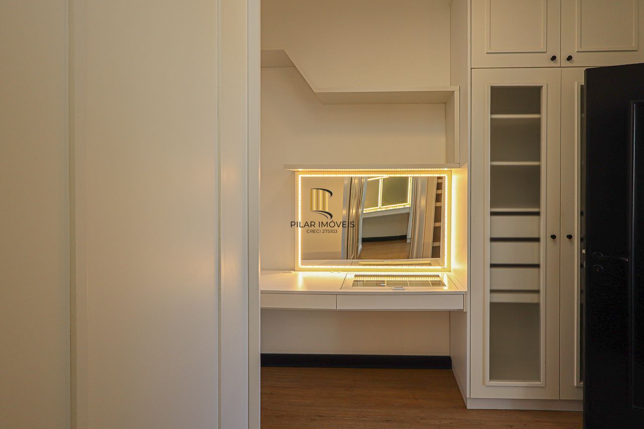 Apartamento a venda no bairro Bom fim