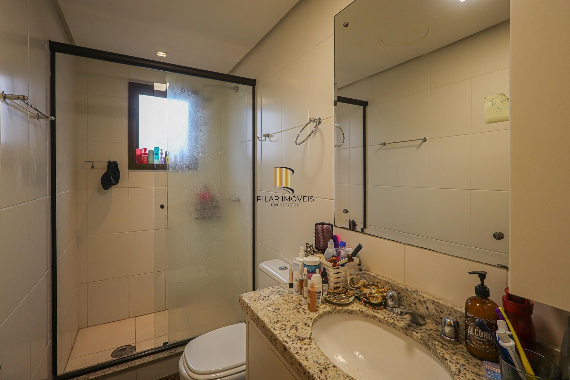 Apartamento a venda no bairro Mont' Serrat