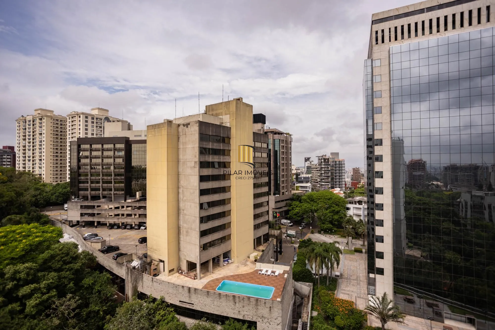 Apartamento 3 dormitórios no bairro Três Figueiras