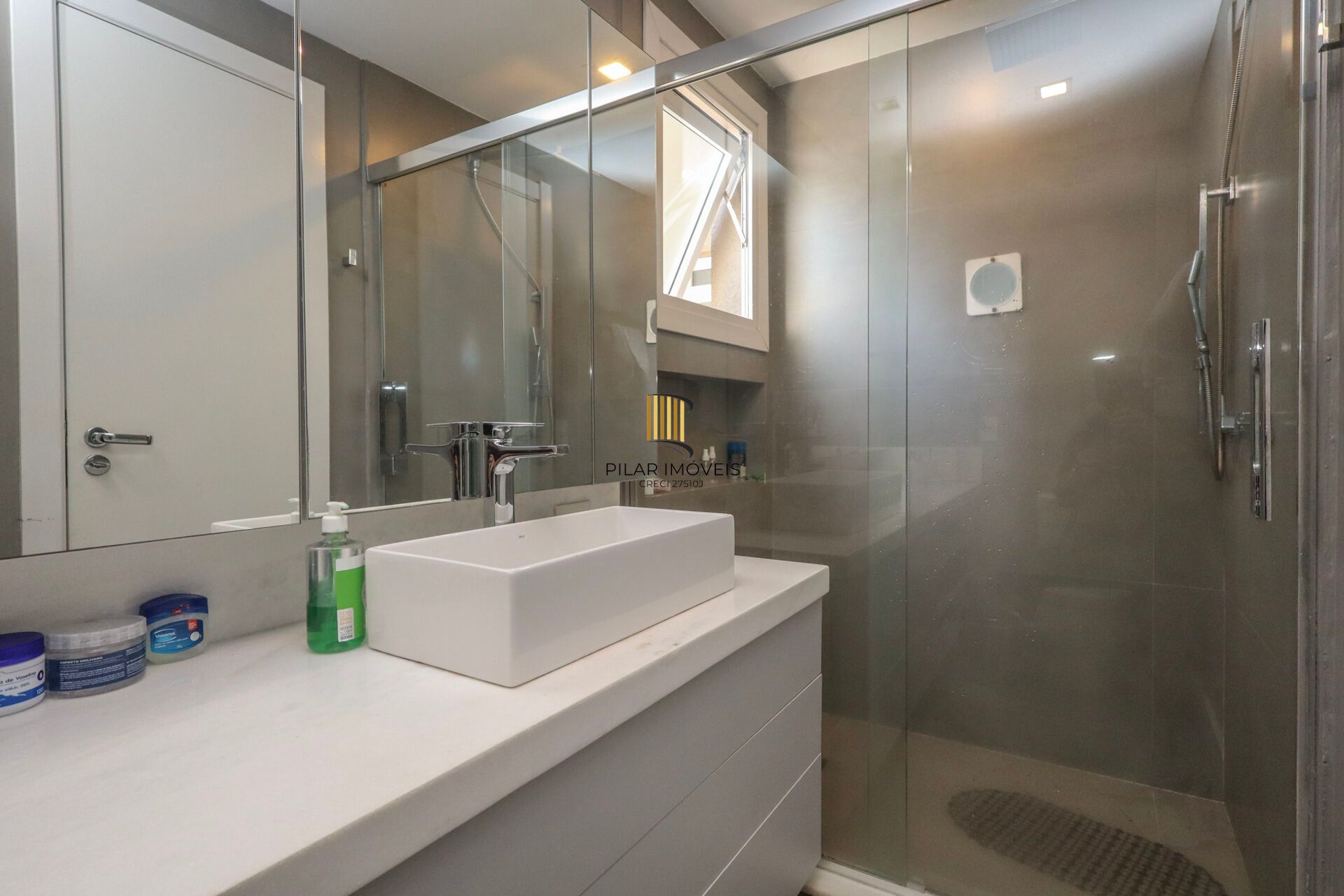 Apartamento à venda no bairro São Sebastião em Porto Alegre/RS