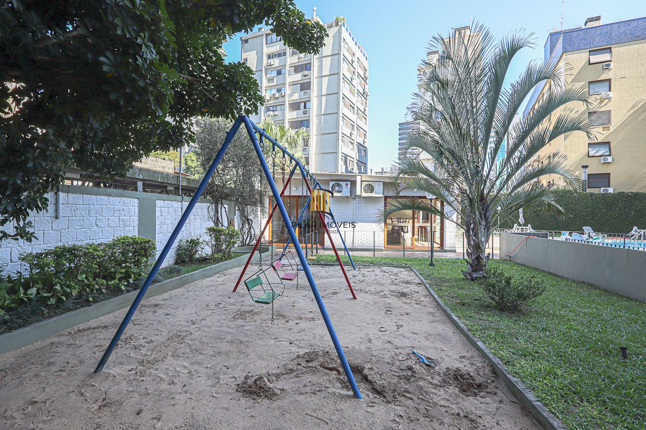 Apartamento a venda no bairro Mont' Serrat