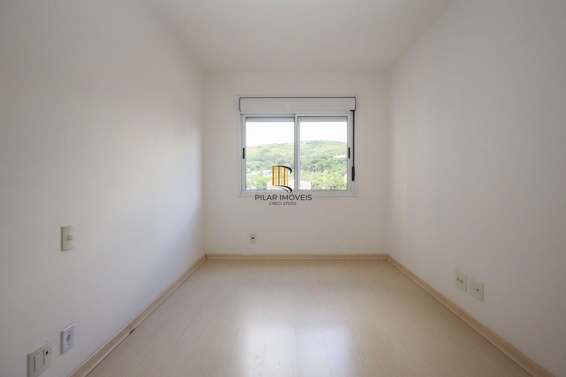 Apartamento à venda no bairro Partenon em Porto Alegre/RS