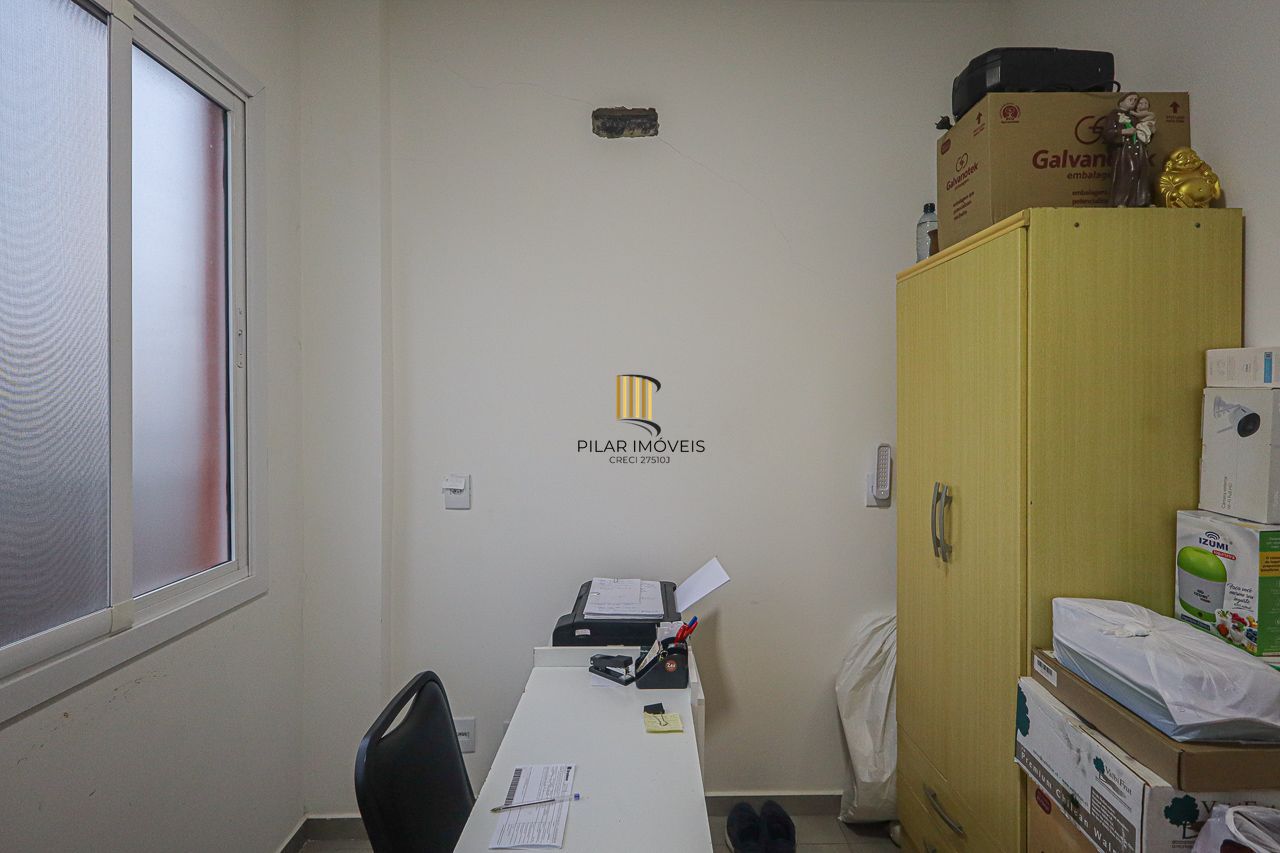 Casa Comercial a venda no bairro Cristo Redentor