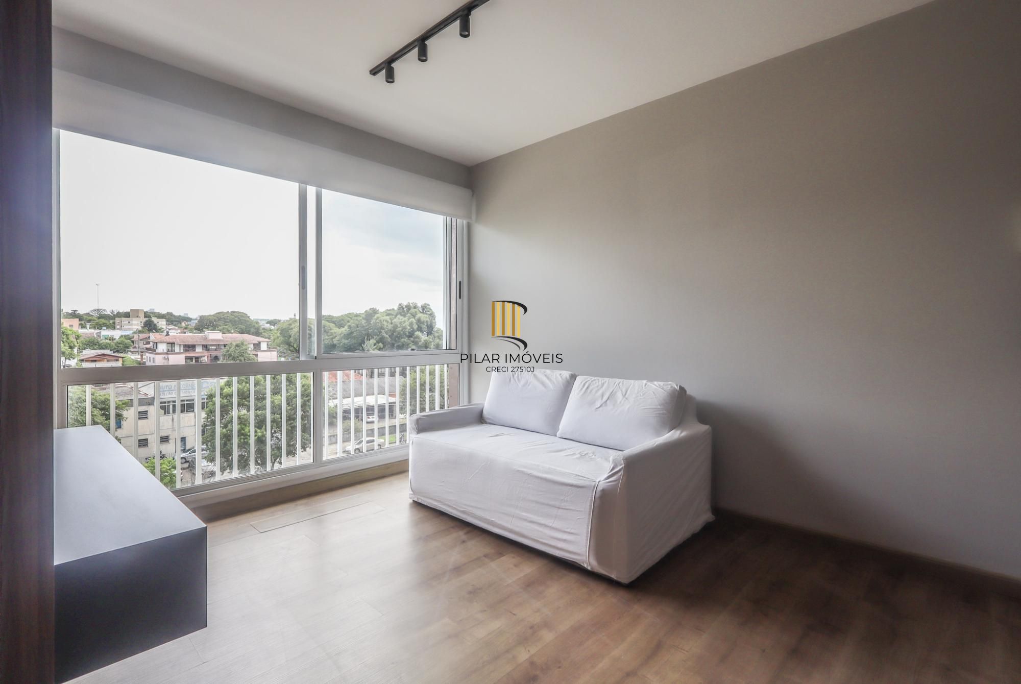 Apartamento a venda no bairro Partenon
