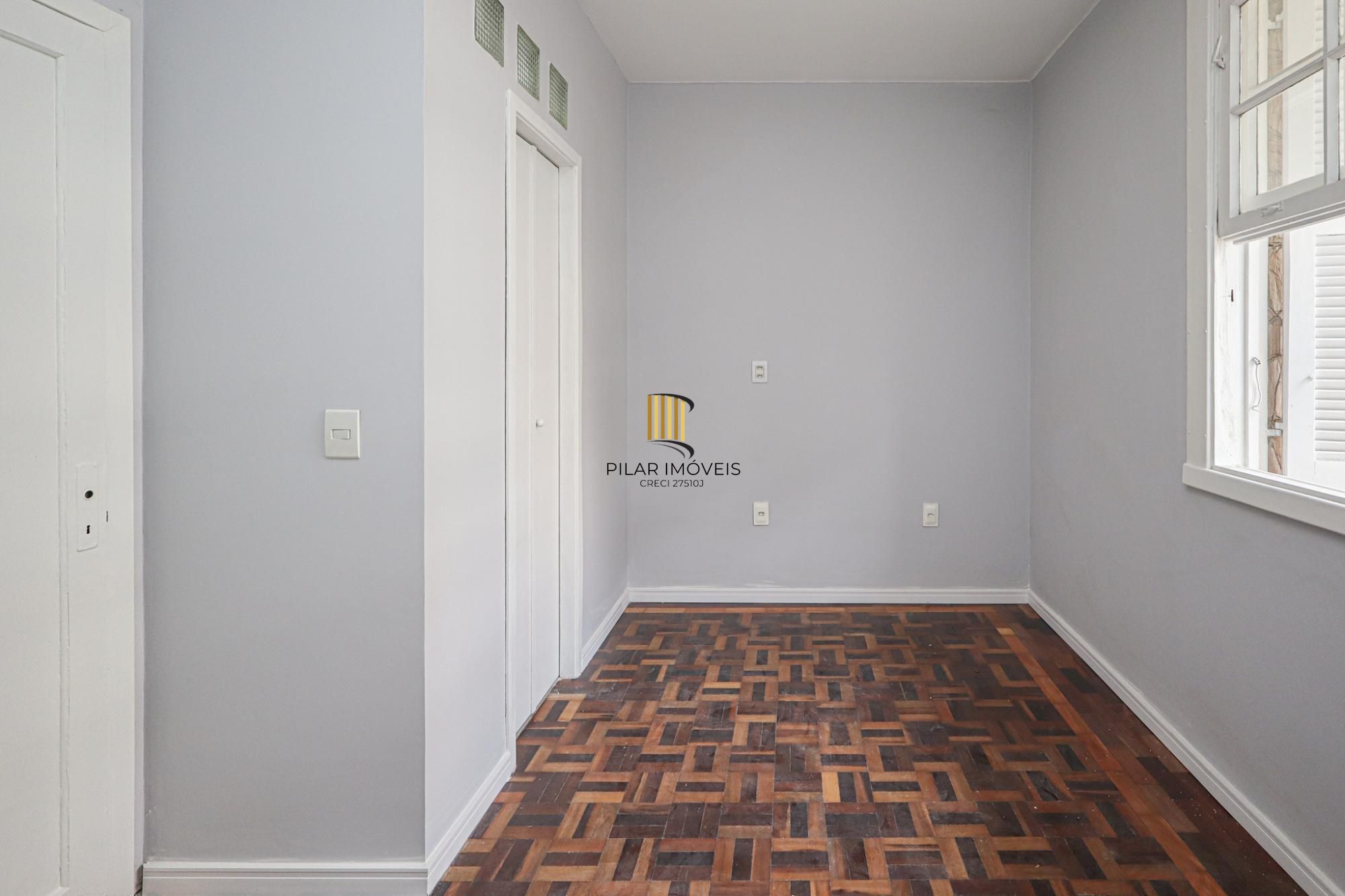 Apartamento a venda no bairro Bom Fim