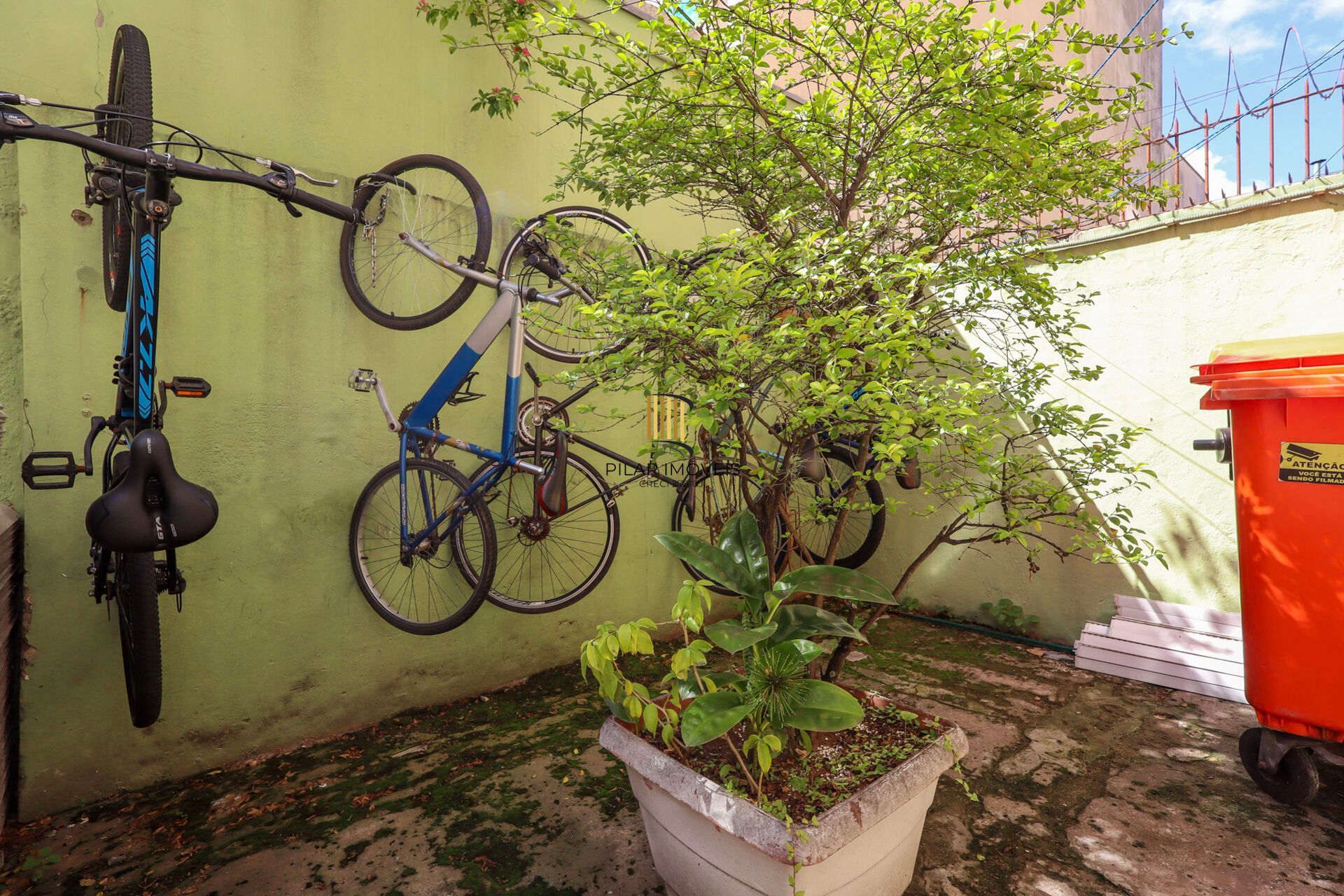 Apartamento à venda no bairro Santo Antônio em Porto Alegre/RS