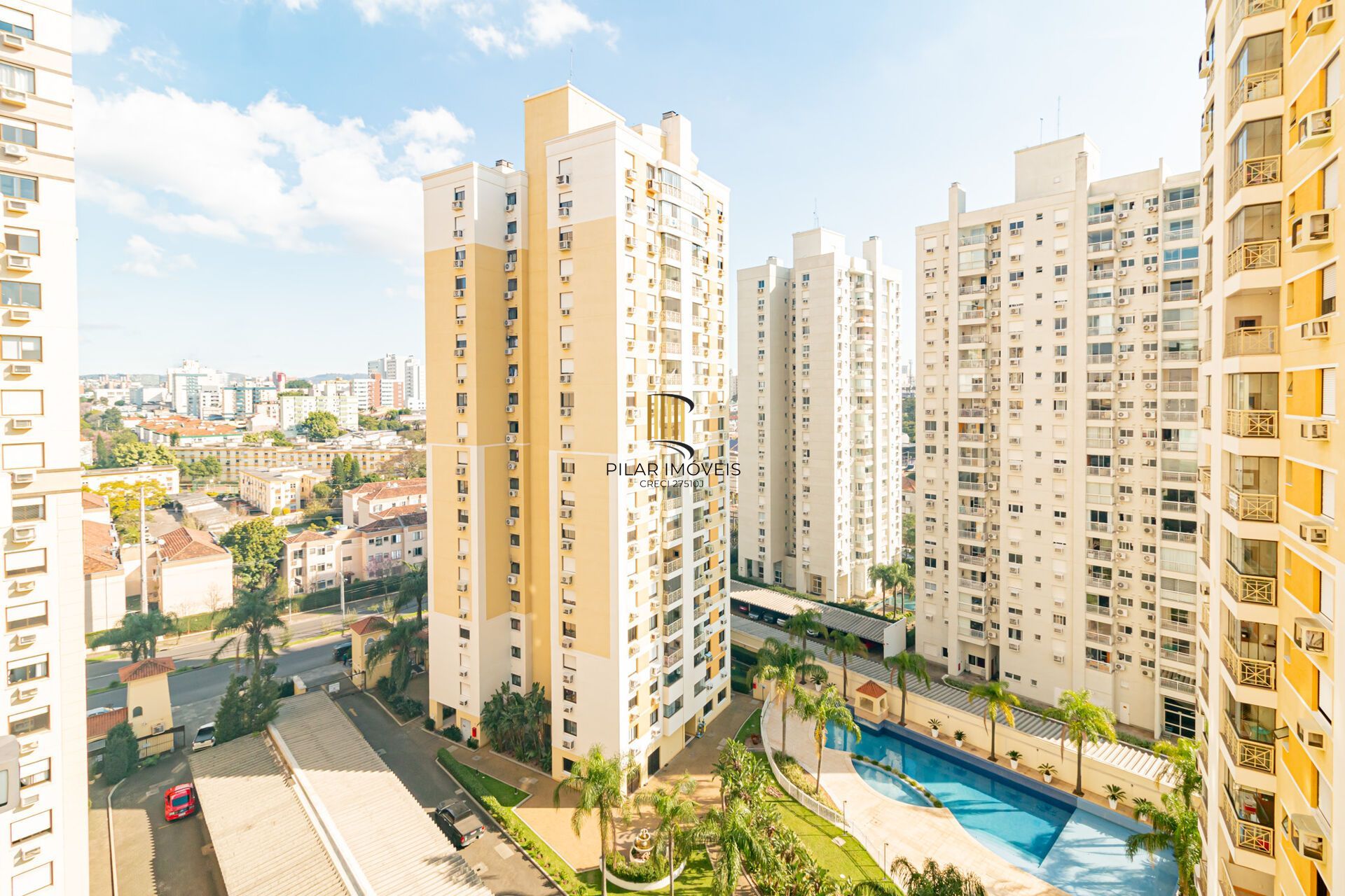 Apartamento à venda no bairro Passo D'areia em Porto Alegre/RS