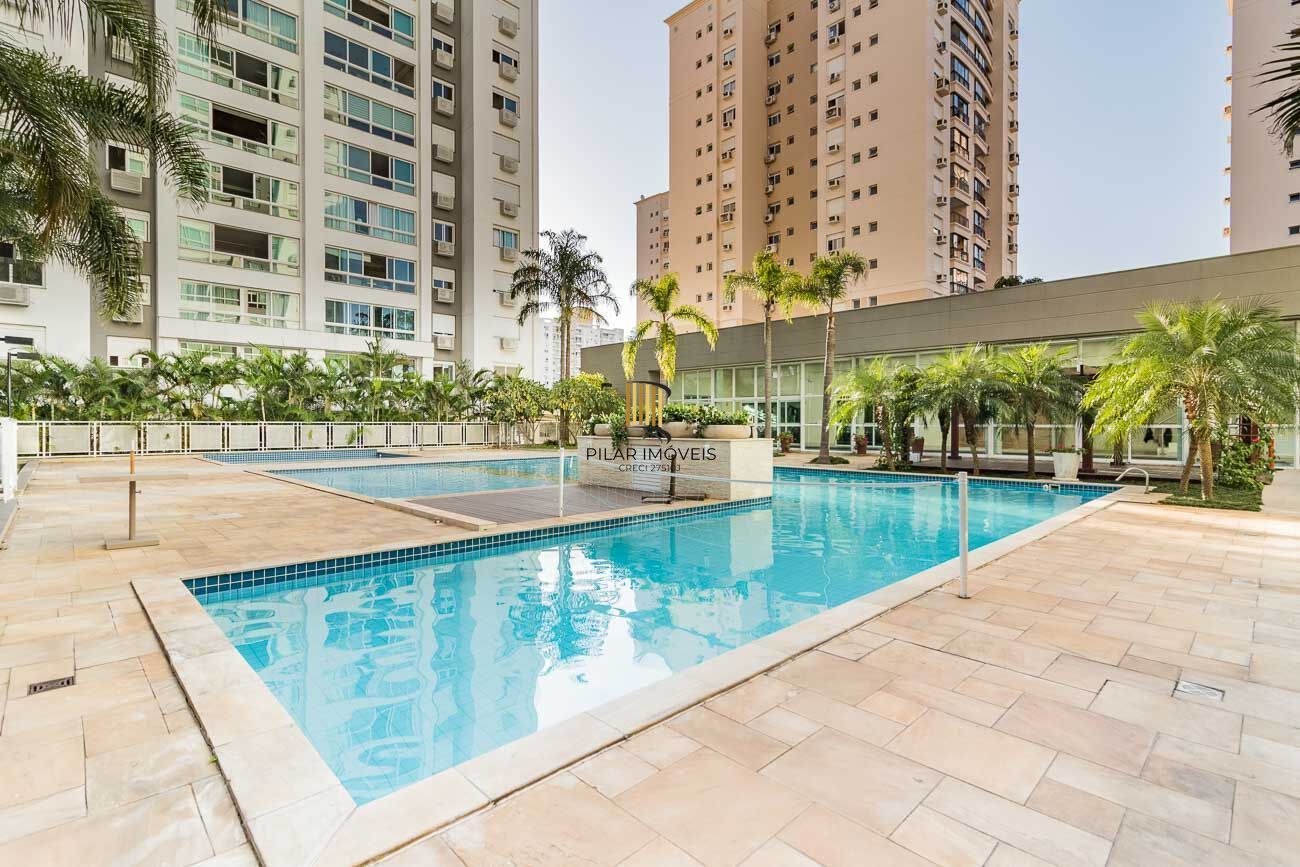 Apartamento à venda no bairro Passo D'areia em Porto Alegre/RS