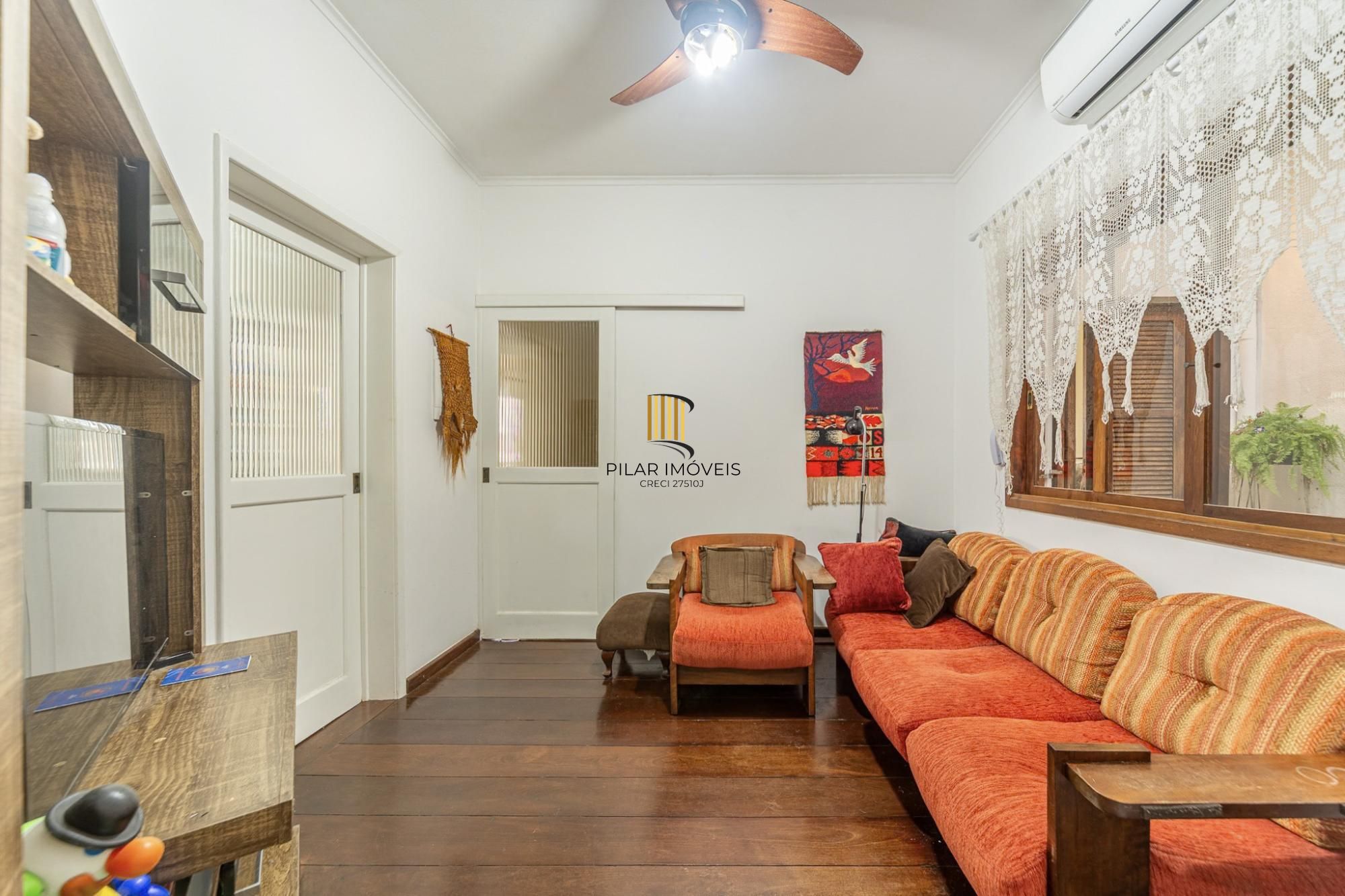 Casa a venda no bairro Três Figueiras
