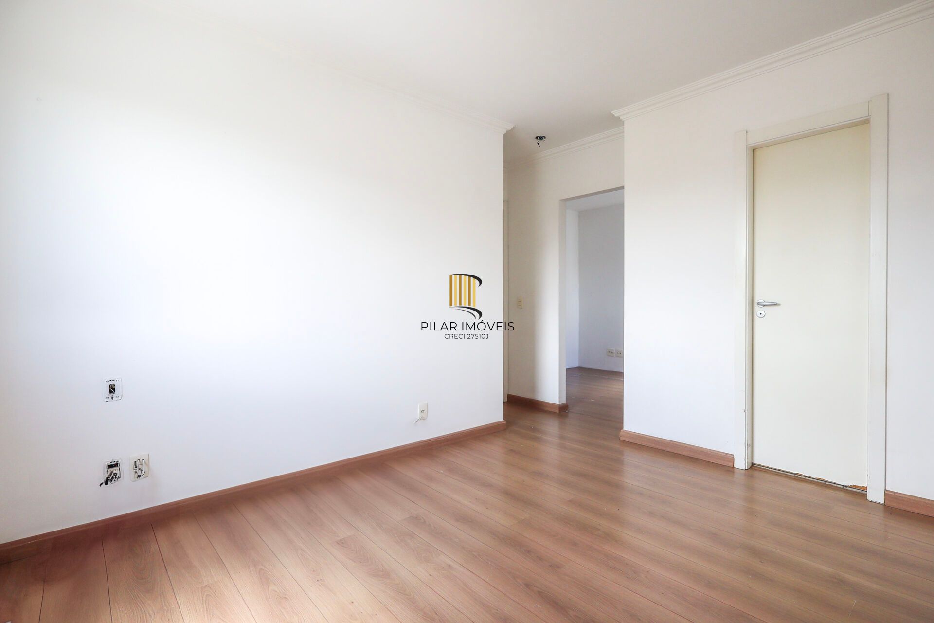 Apartamento à venda no bairro Jardim Lindóia em Porto Alegre/RS