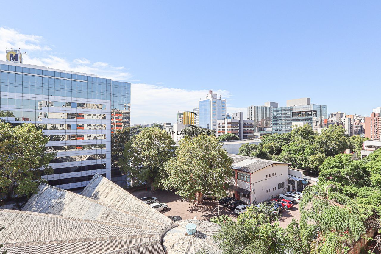 Apartamento a venda no bairro Mont' Serrat