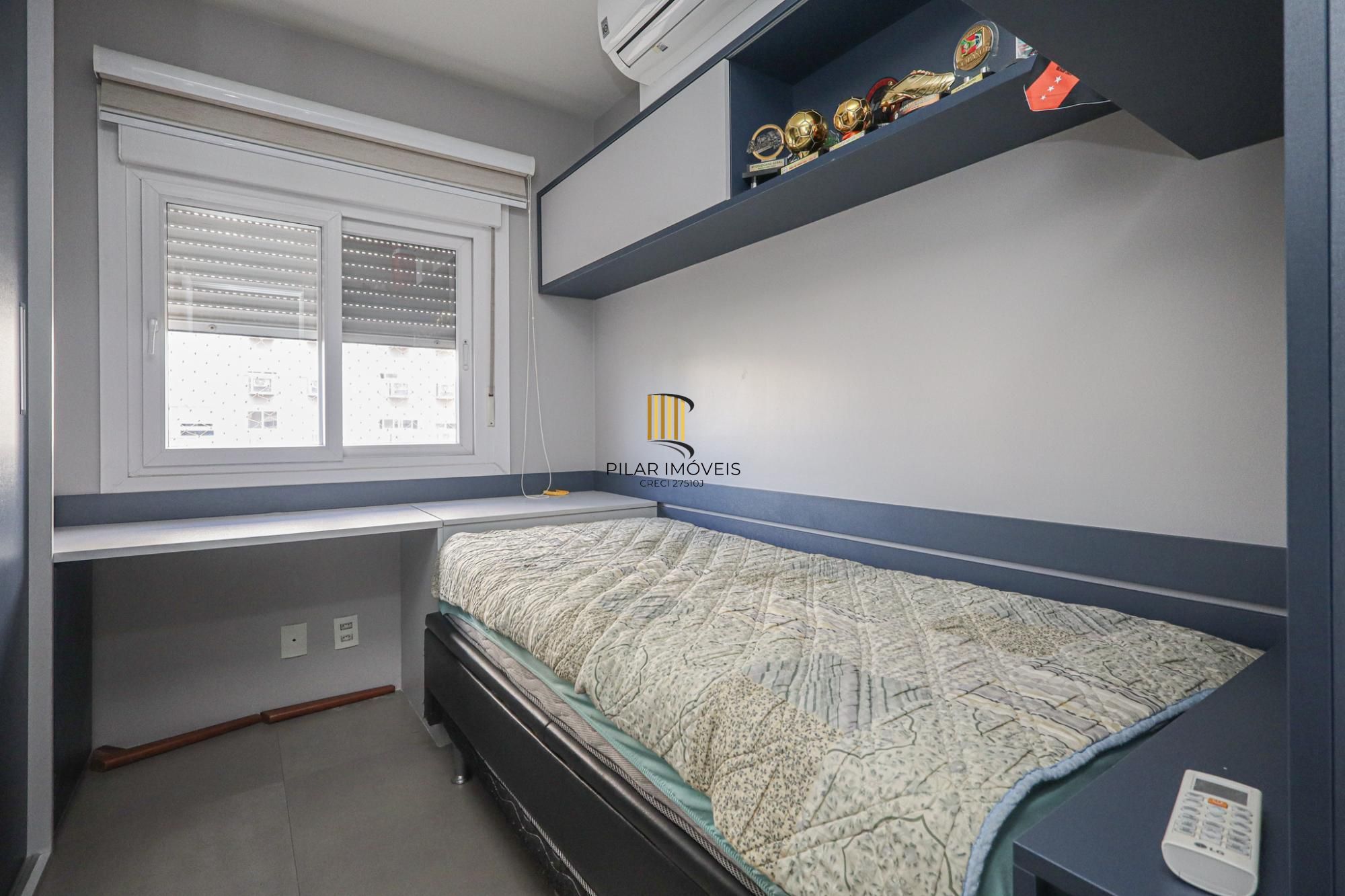 Apartamento à venda no bairro São Sebastião em Porto Alegre/RS