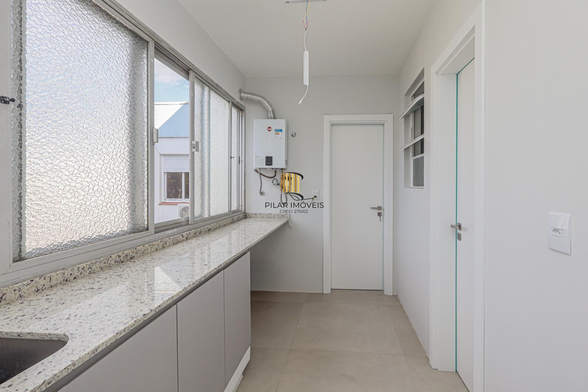 Apartamento a venda no bairro Três Figueiras