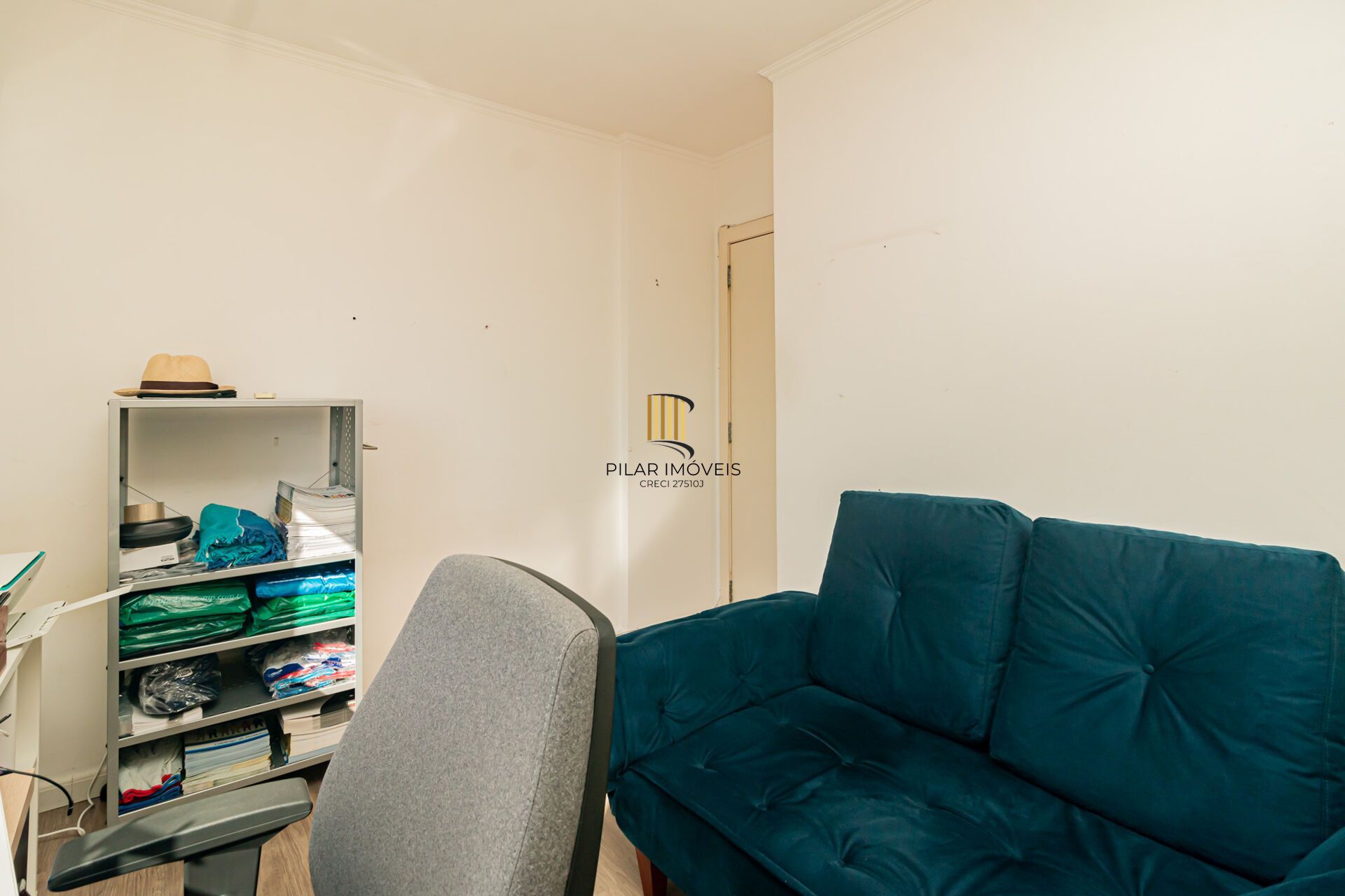 Apartamento à venda no bairro Passo D'areia em Porto Alegre/RS