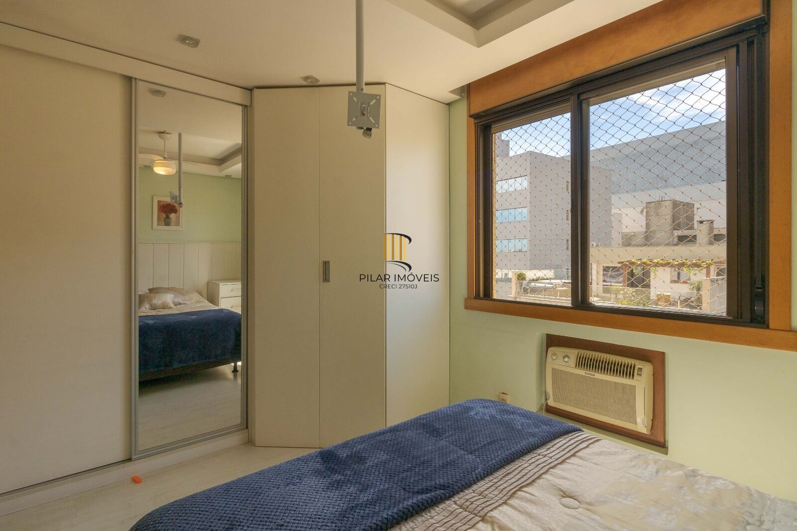 Apartamento à venda no bairro Passo D'areia em Porto Alegre/RS