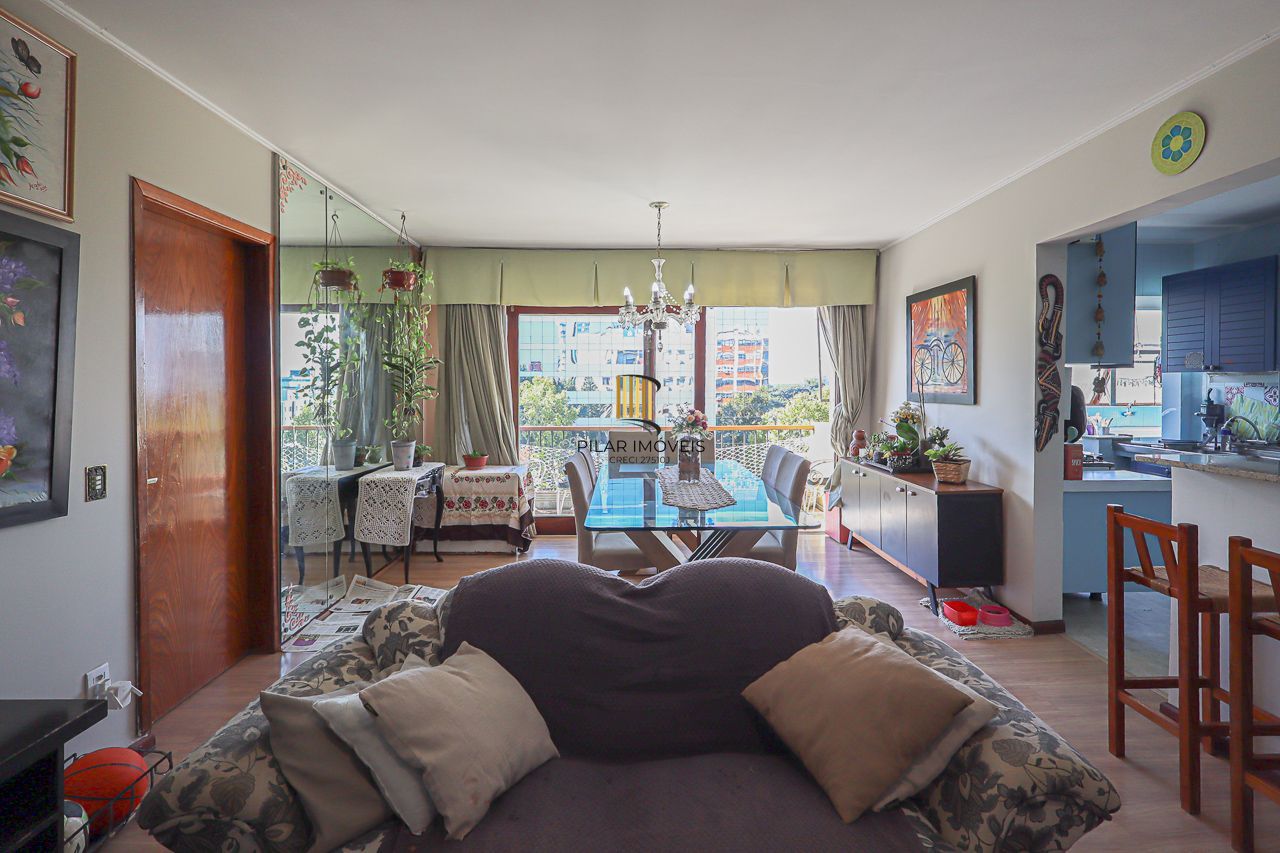 Apartamento a venda no bairro Mont' Serrat
