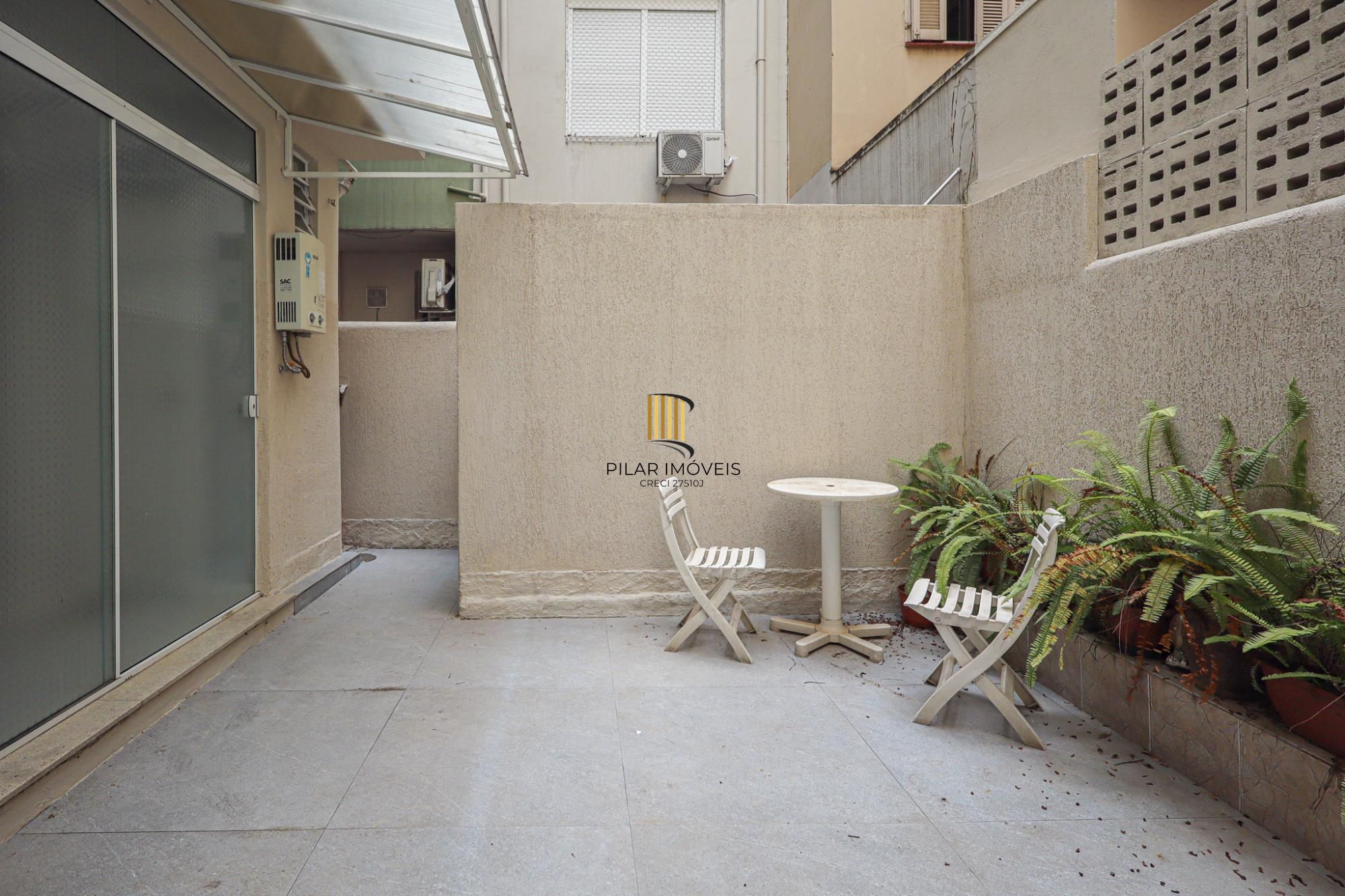 Apartamento a venda no bairro Bom Fim