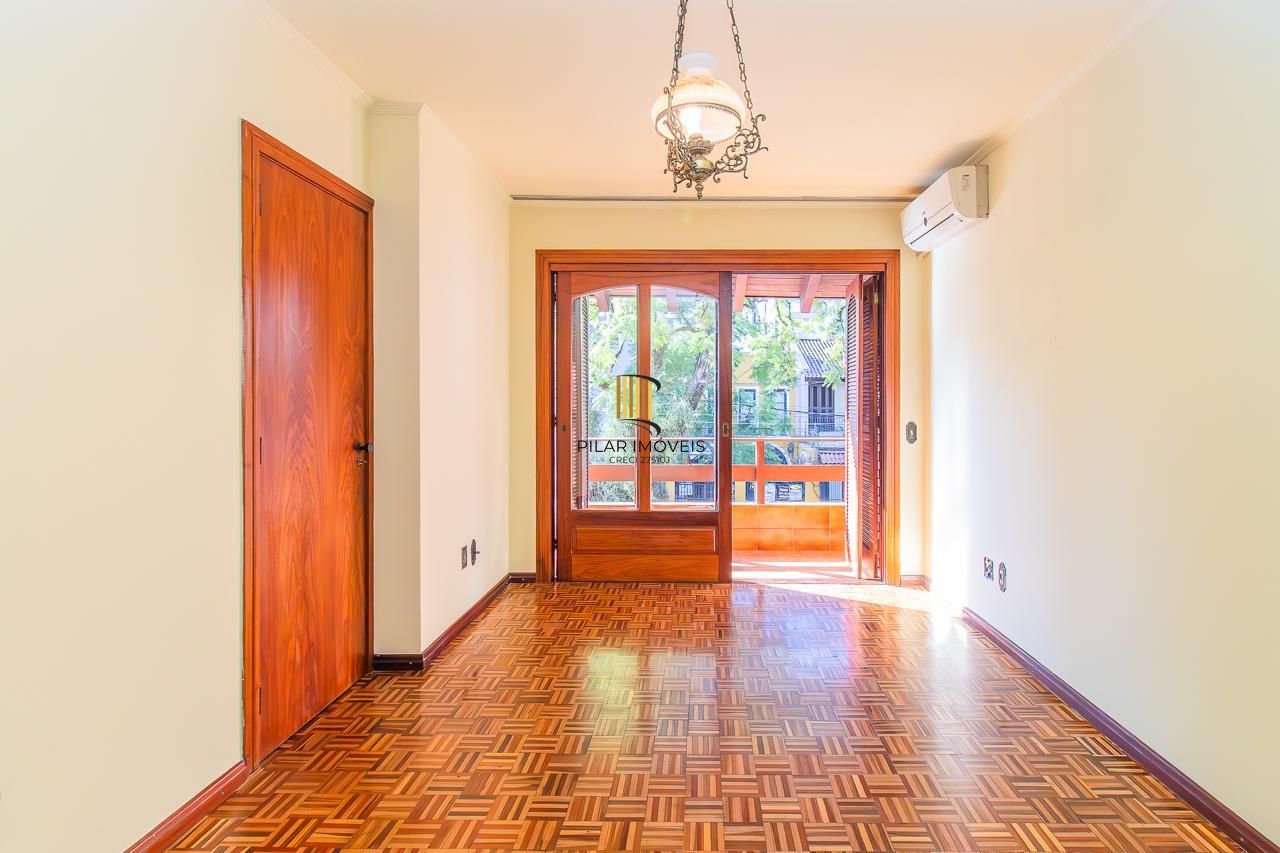 Casa a venda no bairro Menino Deus