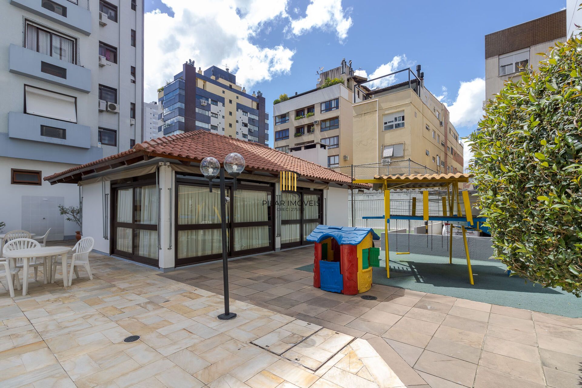 Apartamento à venda no bairro Petrópolis em Porto Alegre/RS