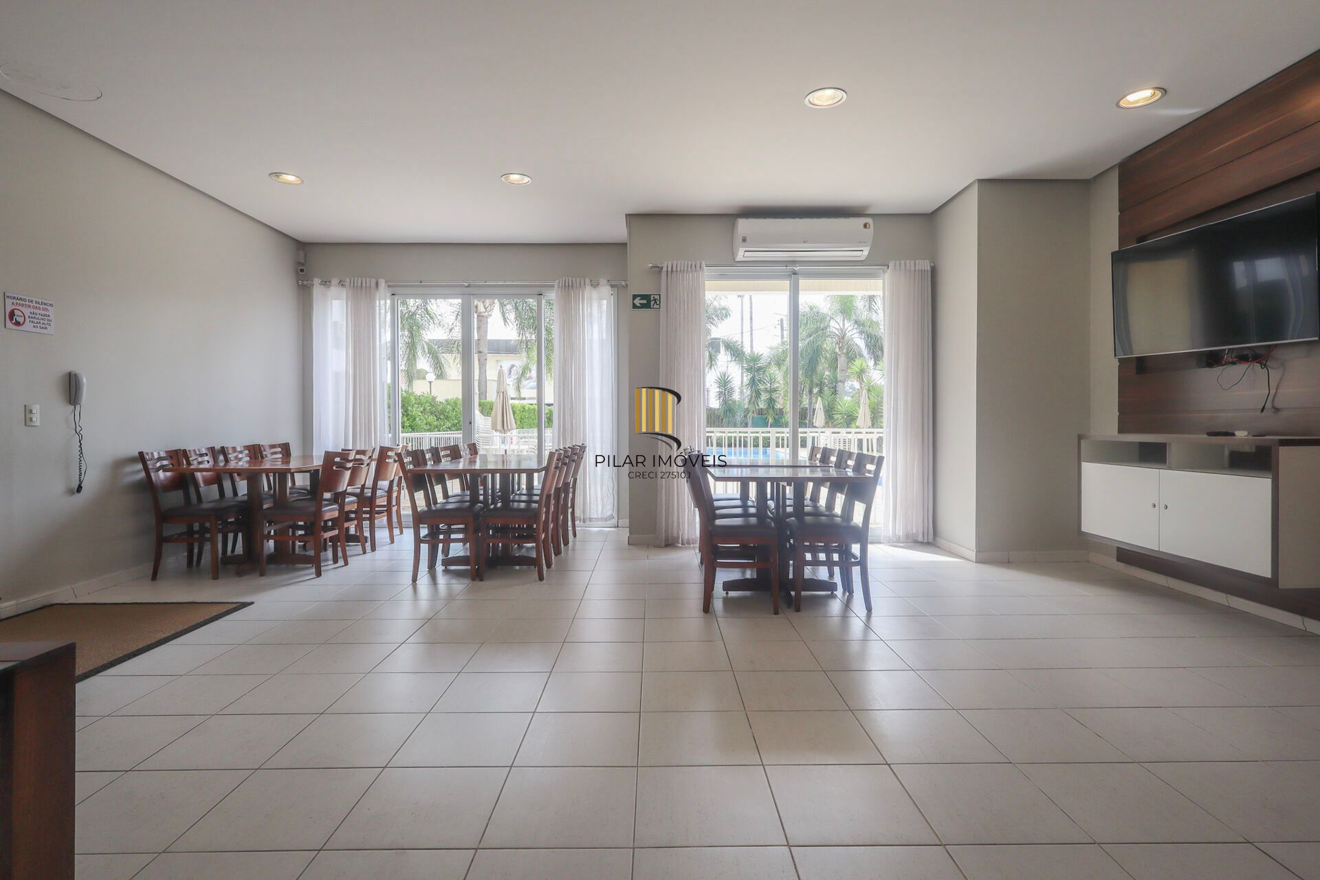 Apartamento à venda no bairro Partenon em Porto Alegre/RS