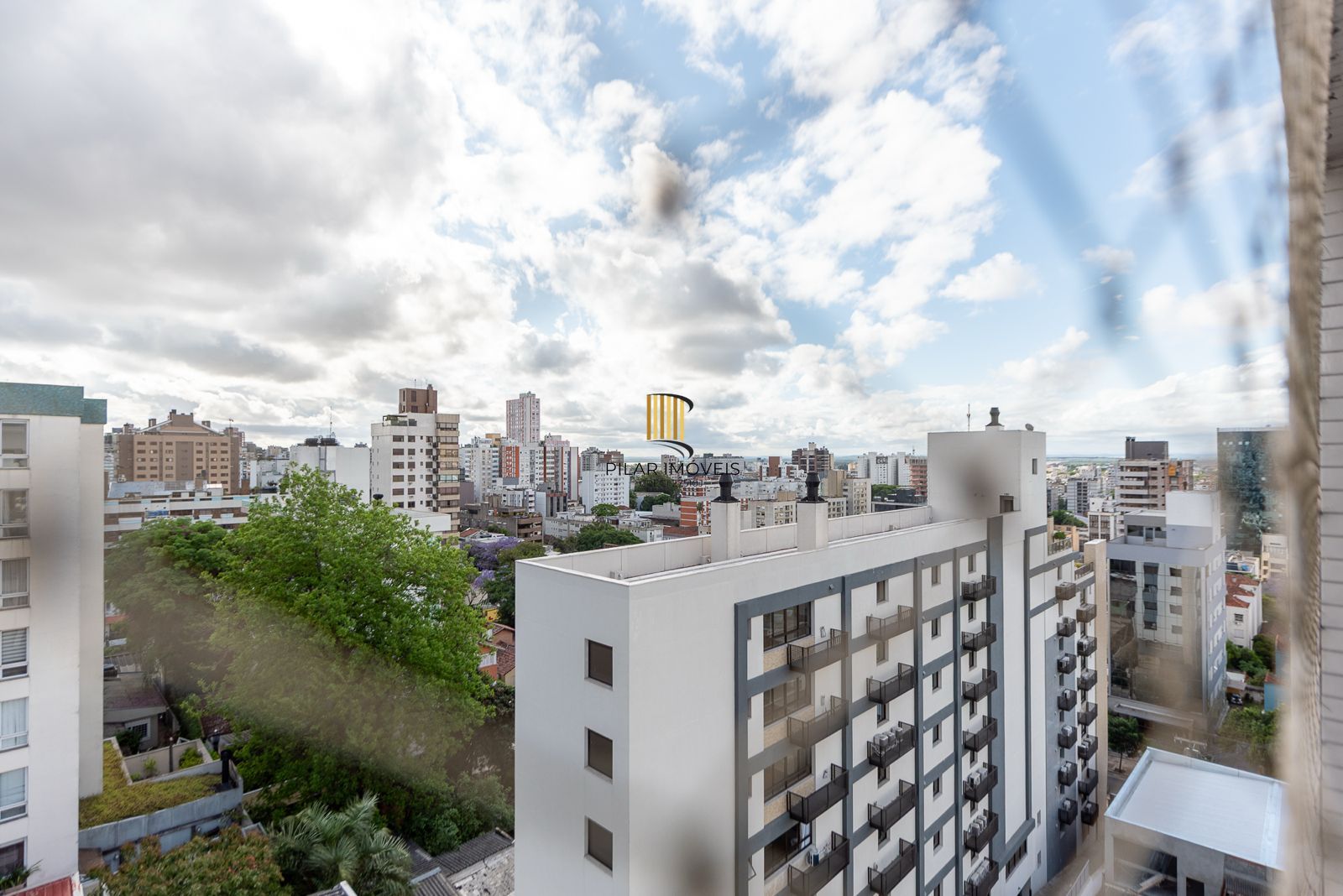 Apartamento a venda no bairro Mont Serrat