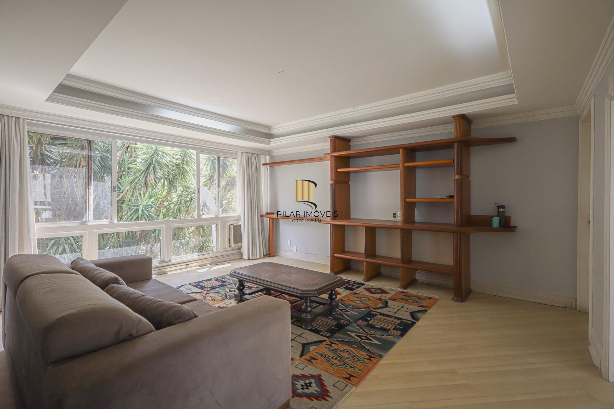 Apartamento a venda no bairro Mont' Serrat