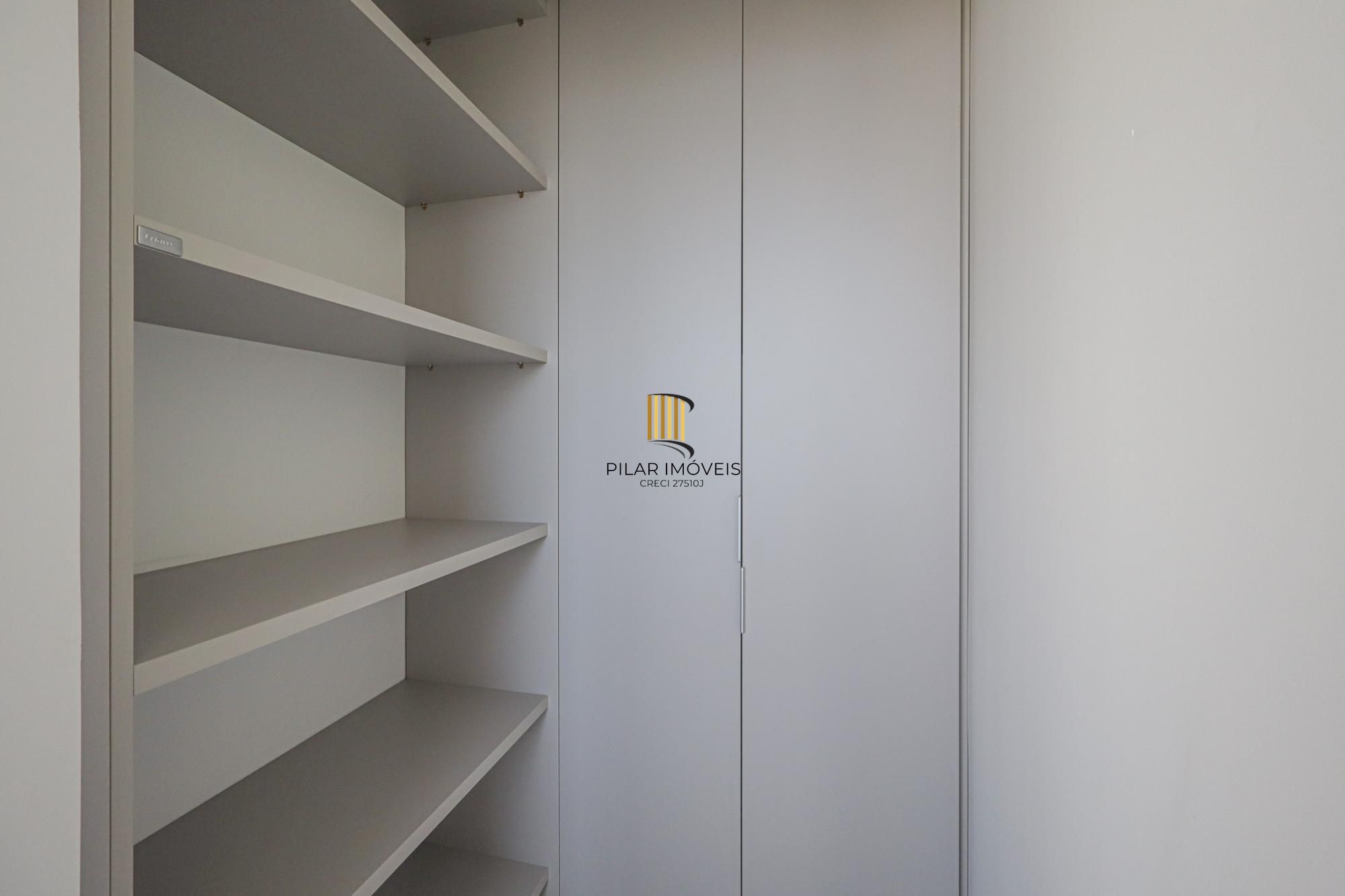 Apartamento a venda no bairro Três Figueiras