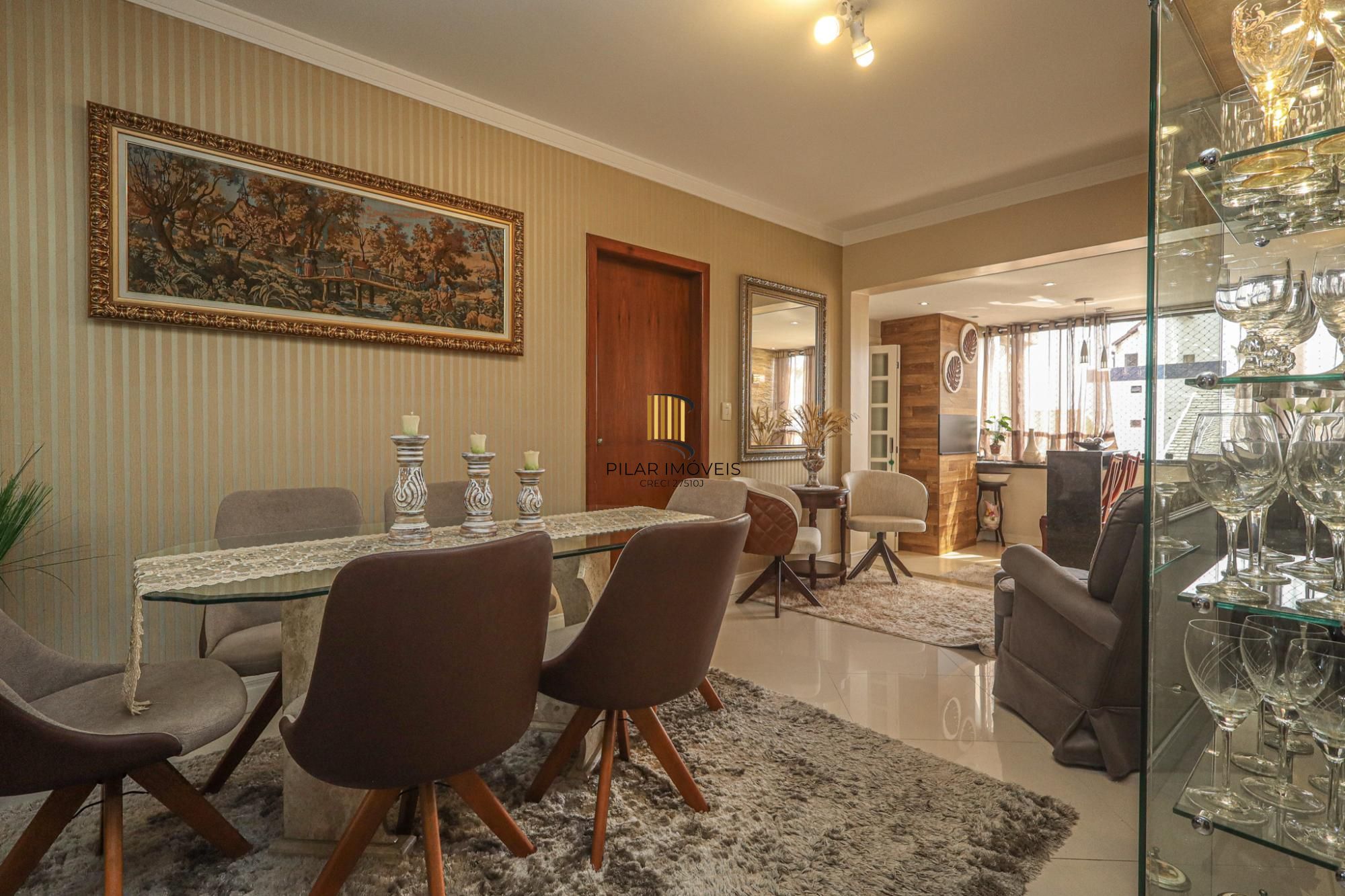 Apartamento à venda no bairro Jardim Planalto em Porto Alegre/RS