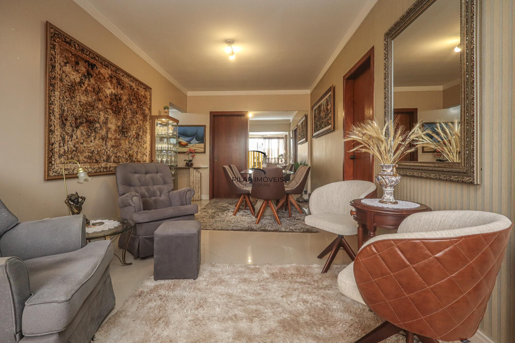 Apartamento à venda no bairro Jardim Planalto em Porto Alegre/RS