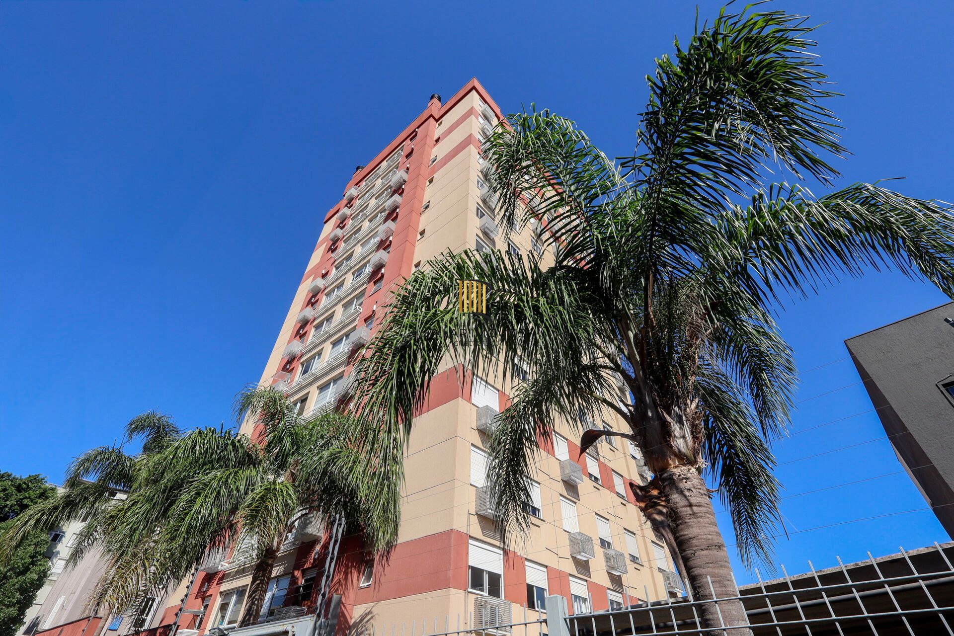 Apartamento à venda no bairro Partenon em Porto Alegre/RS