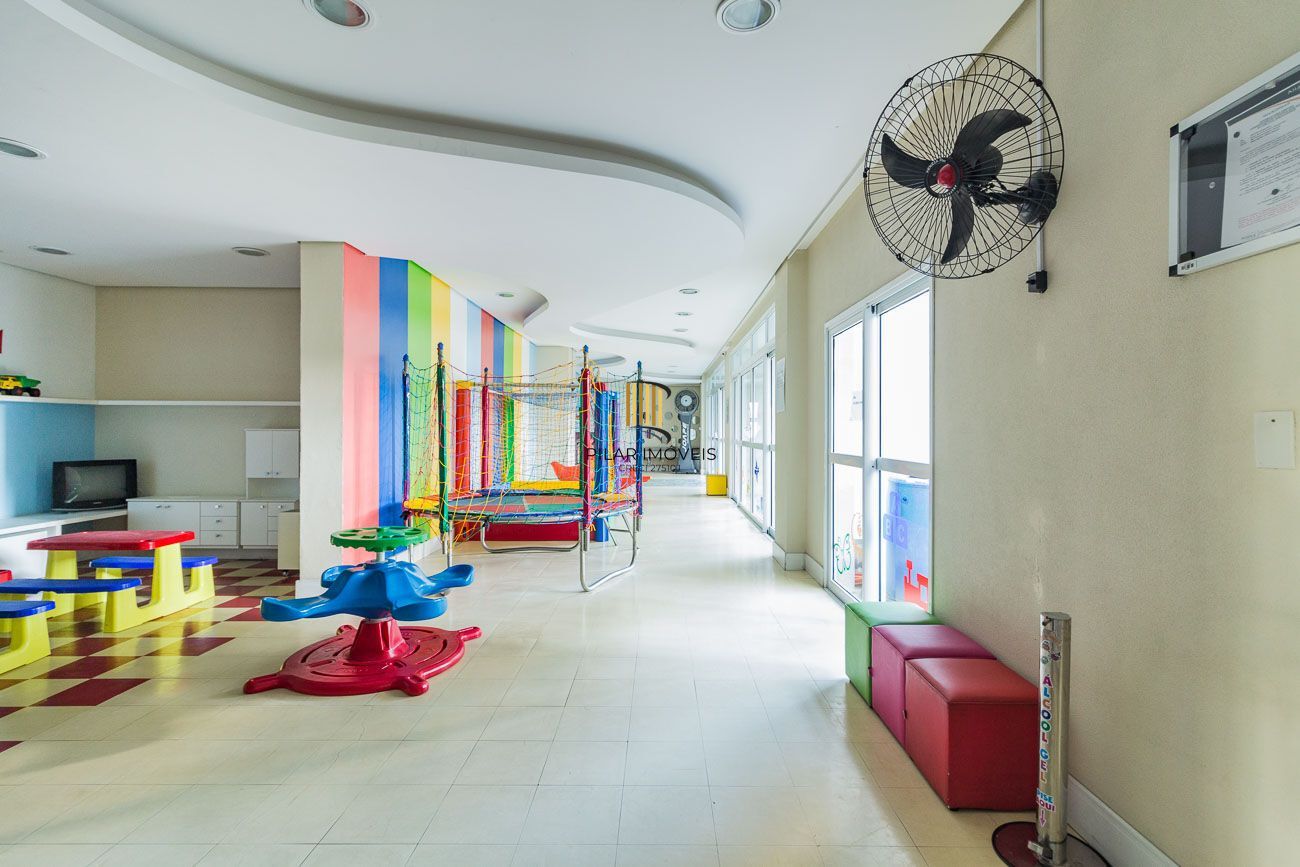 Apartamento à venda no bairro Passo D'areia em Porto Alegre/RS