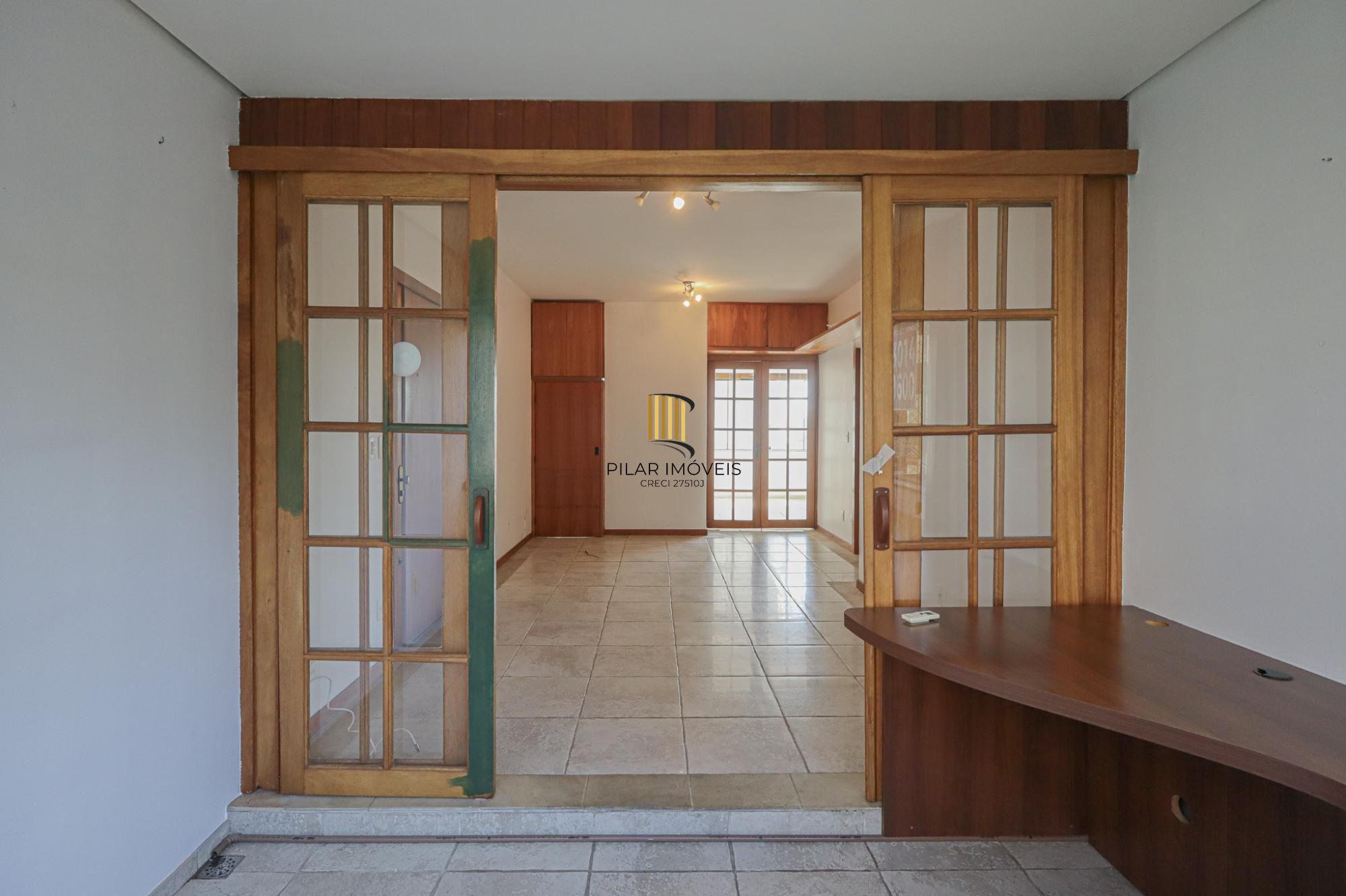 Apartamento a venda no bairro Mont'Serrat