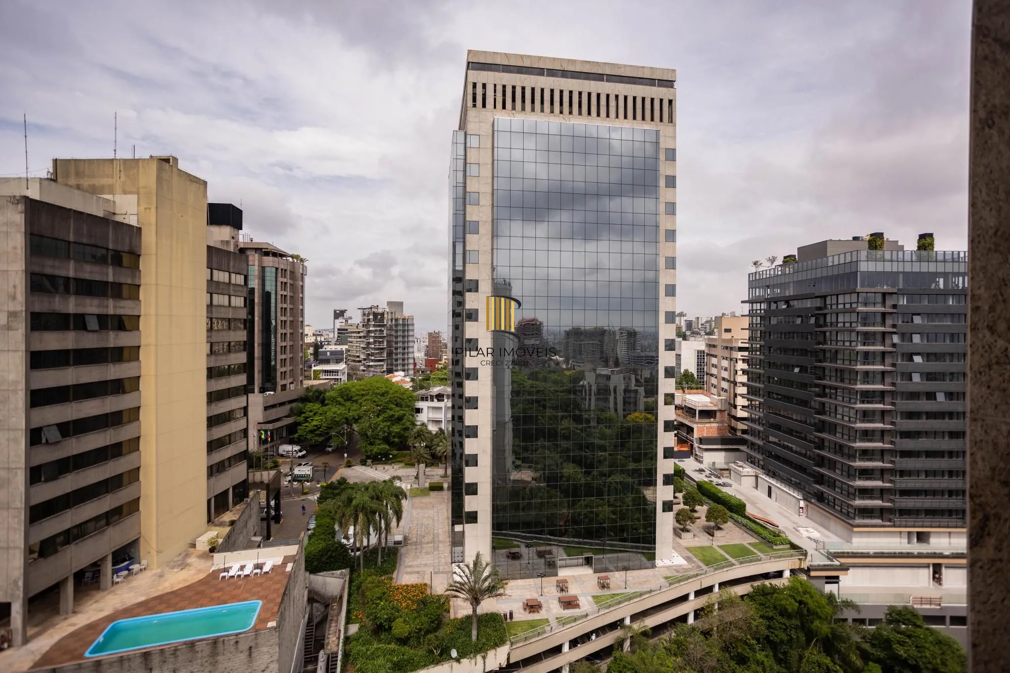 Apartamento 3 dormitórios no bairro Três Figueiras