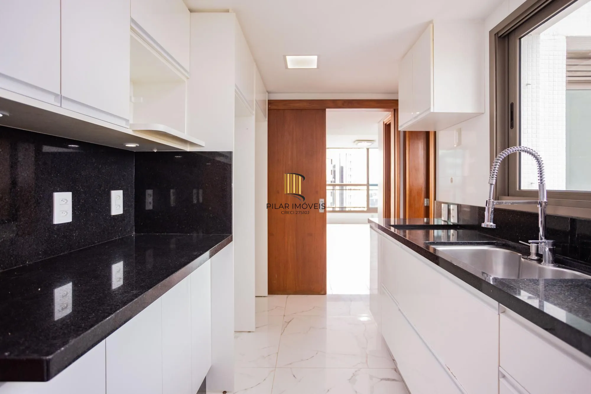 Apartamento 3 dormitórios no bairro Três Figueiras