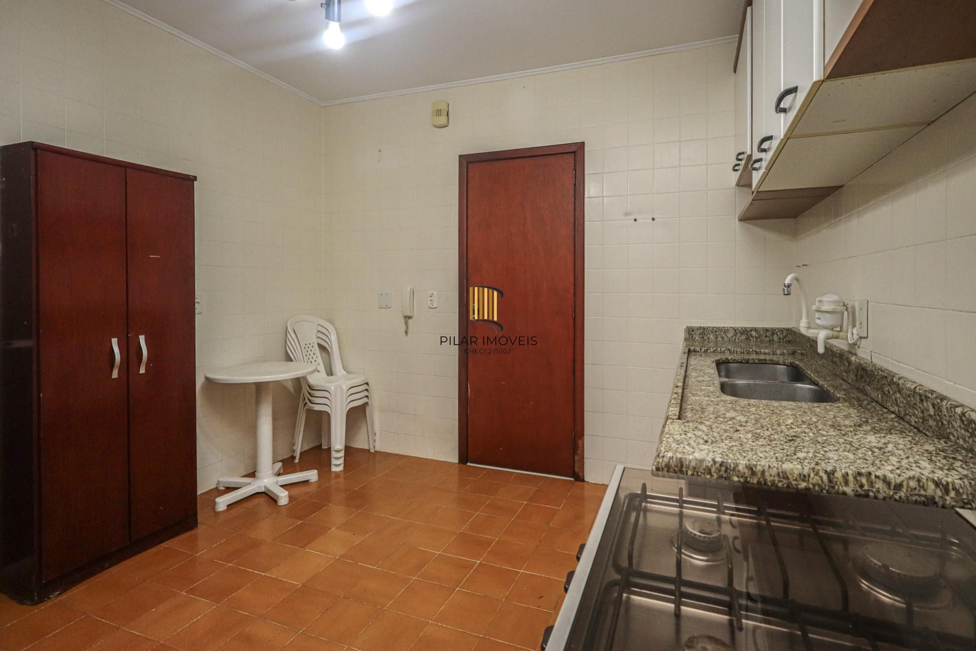 Apartamento a venda no bairro Mont' Serrat