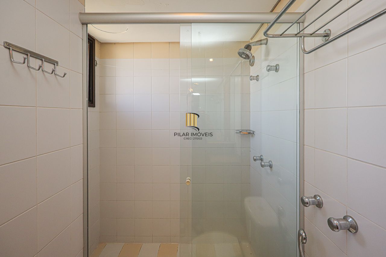 Apartamento a venda no bairro Bom fim