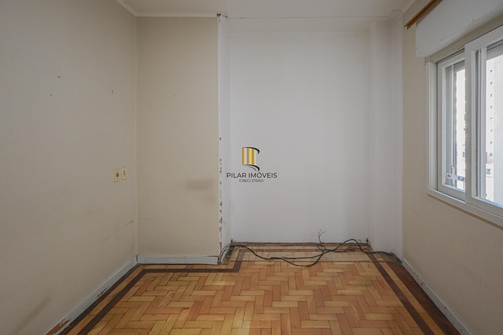 Apartamento a venda no bairro Bom Fim