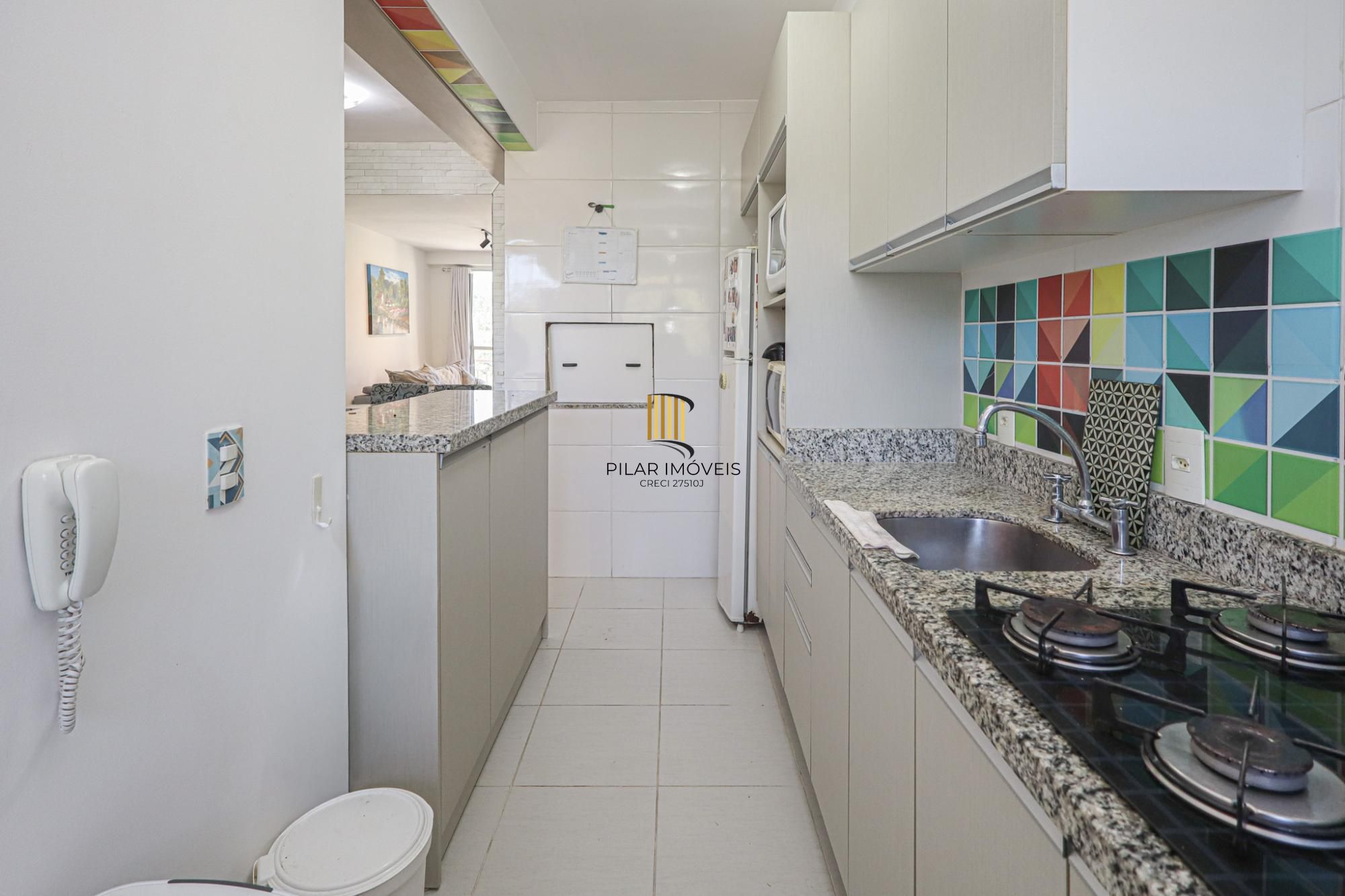 Apartamento a venda no Bairro Morro Sanatana