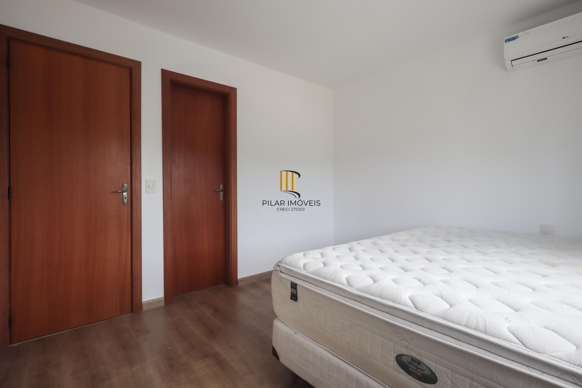 Apartamento a venda no bairro Partenon