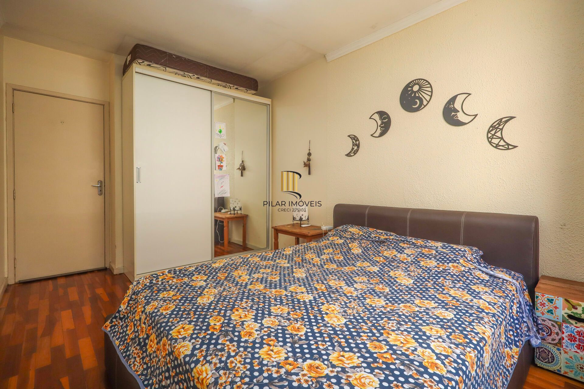 Apartamento à venda no bairro Passo D'areia em Porto Alegre/RS