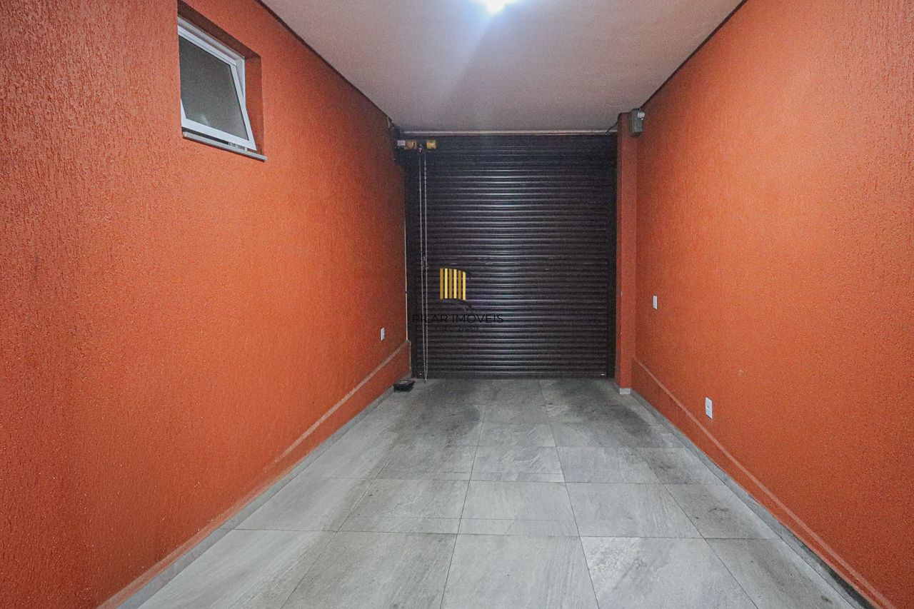 Casa Comercial a venda no bairro Cristo Redentor