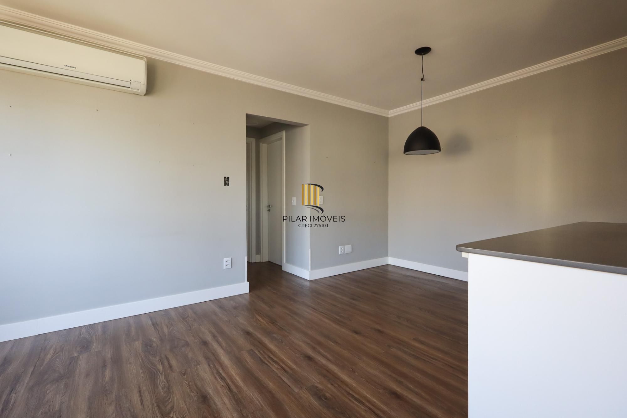 Apartamento a venda no bairro Mont' Serrat