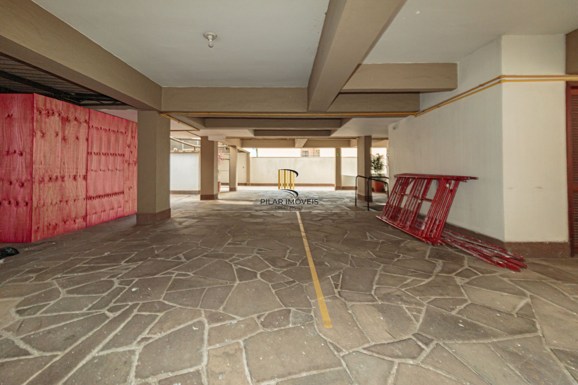 Apartamento à venda no bairro Jardim Planalto em Porto Alegre/RS