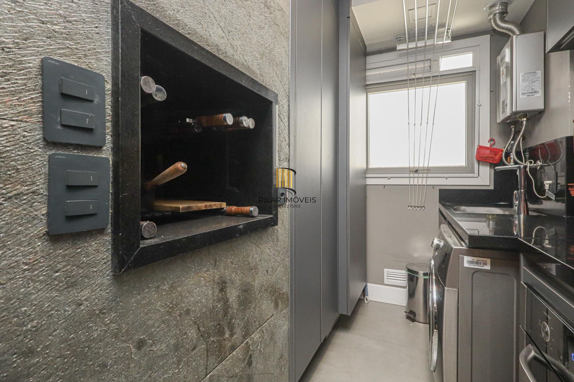 Apartamento à venda no bairro São Sebastião em Porto Alegre/RS