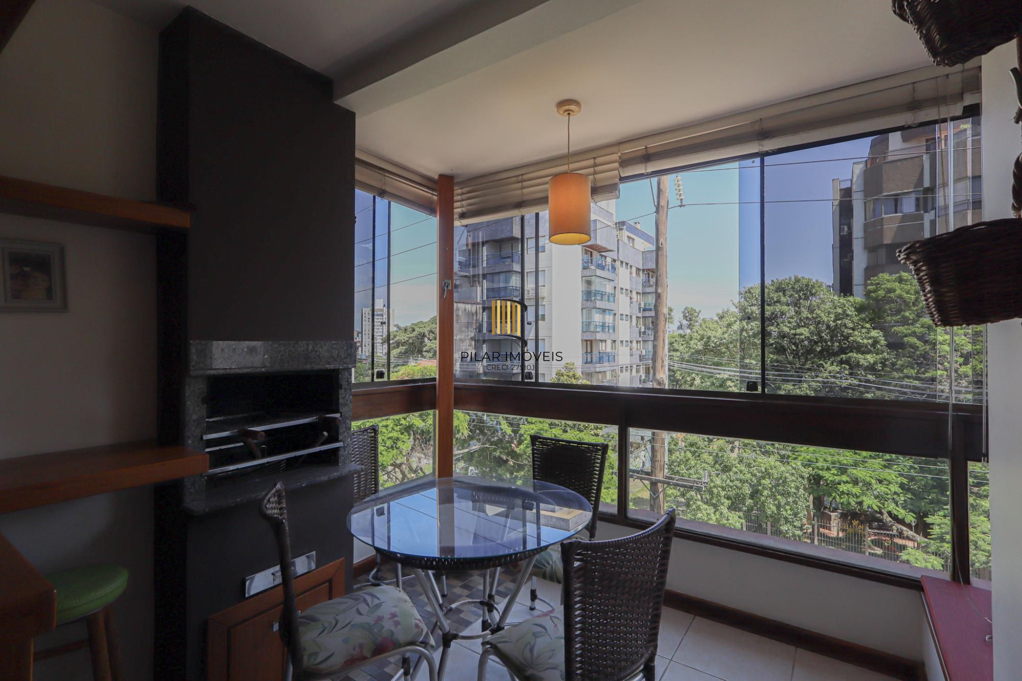Apartamento a venda no bairro Petrópolis