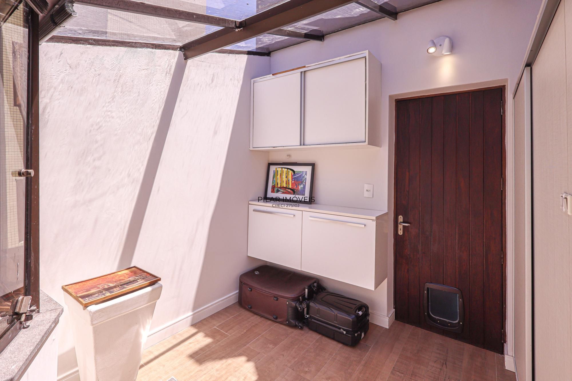 Apartamento triplex a venda no bairro Rio Branco