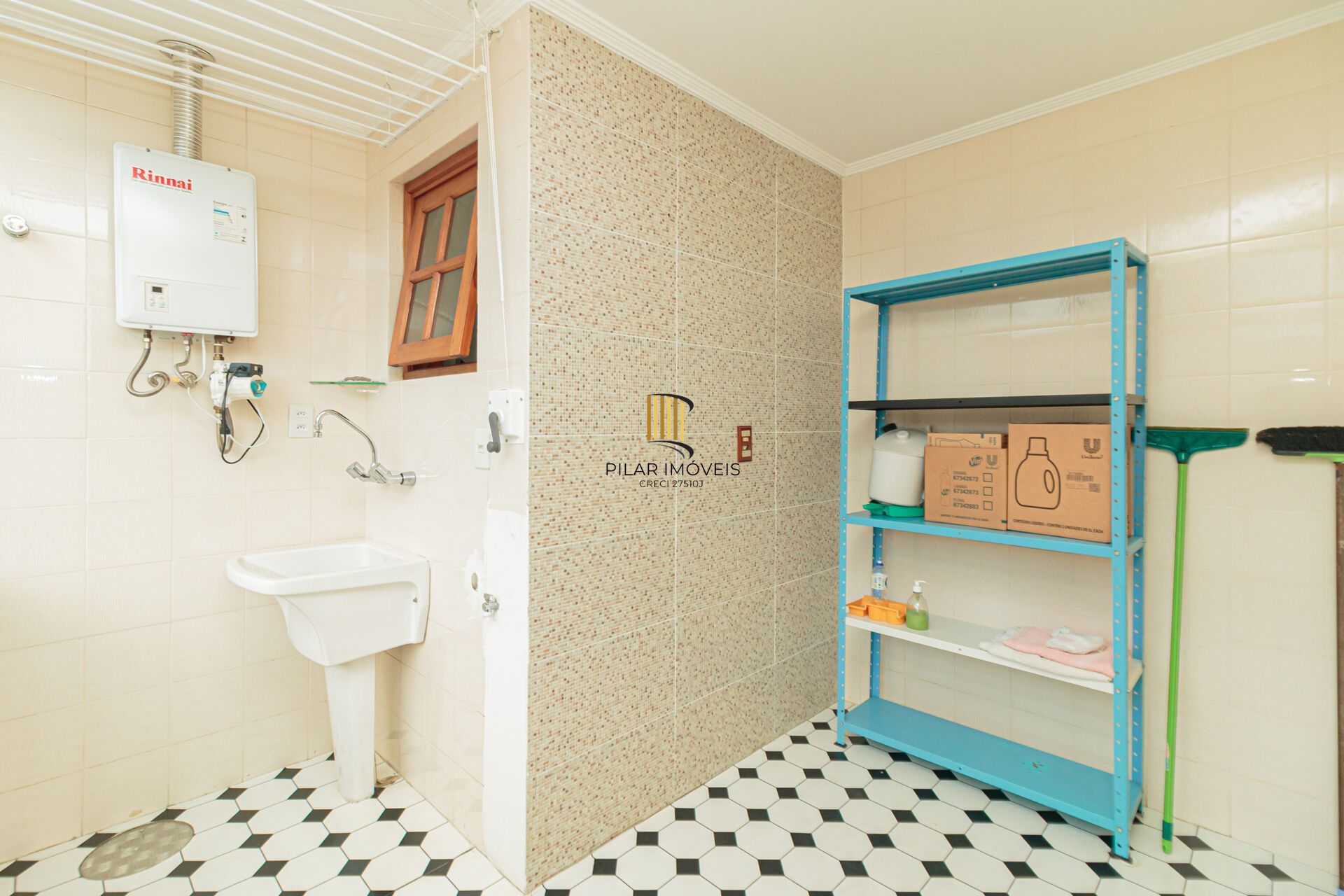 Apartamento à venda no bairro Jardim Planalto em Porto Alegre/RS